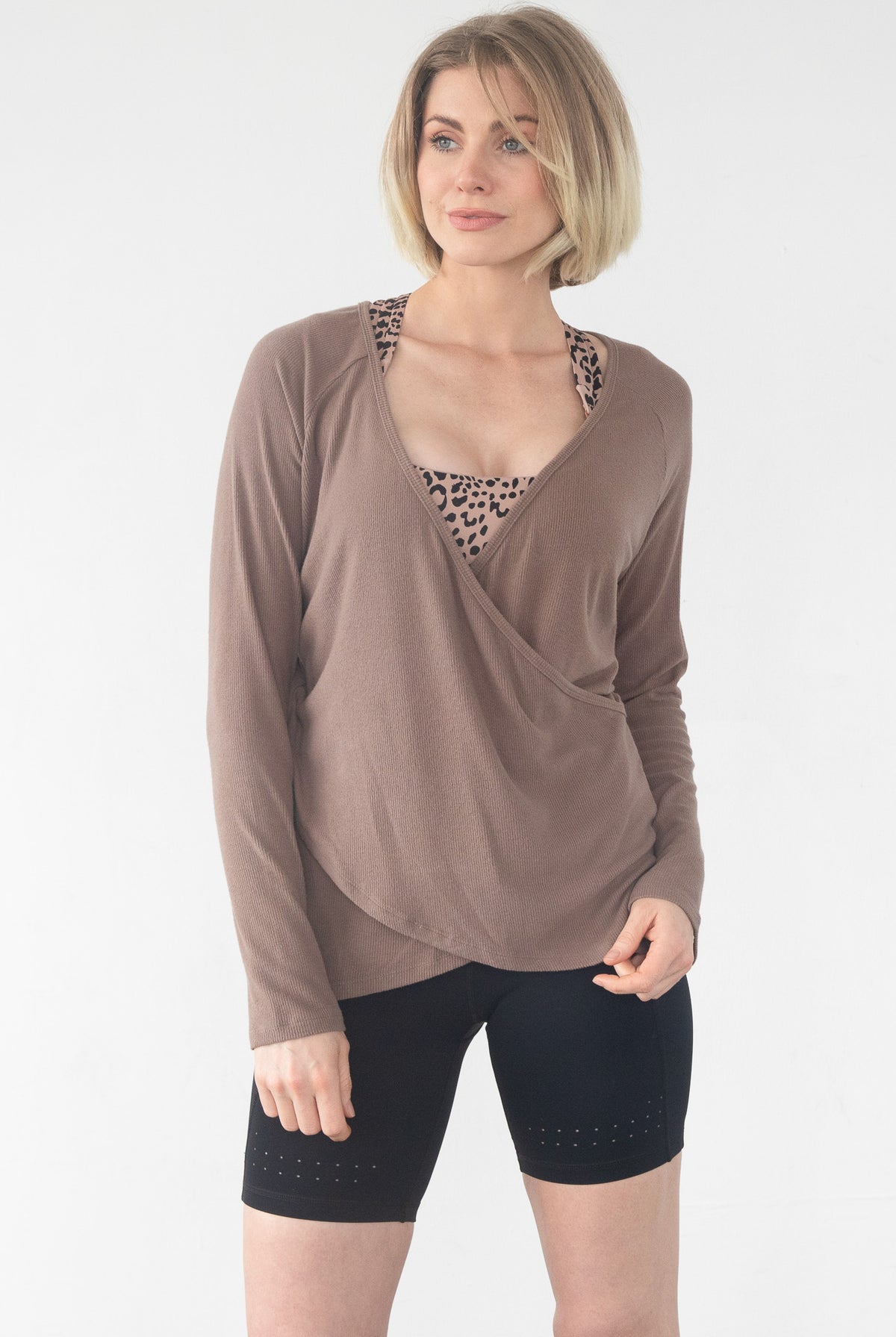 Charlotte two way nursing sweater, reversible, sweat and milk, camel