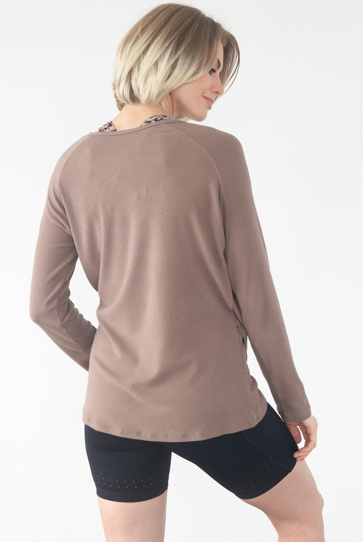 Charlotte two way nursing sweater, reversible, sweat and milk, camel
