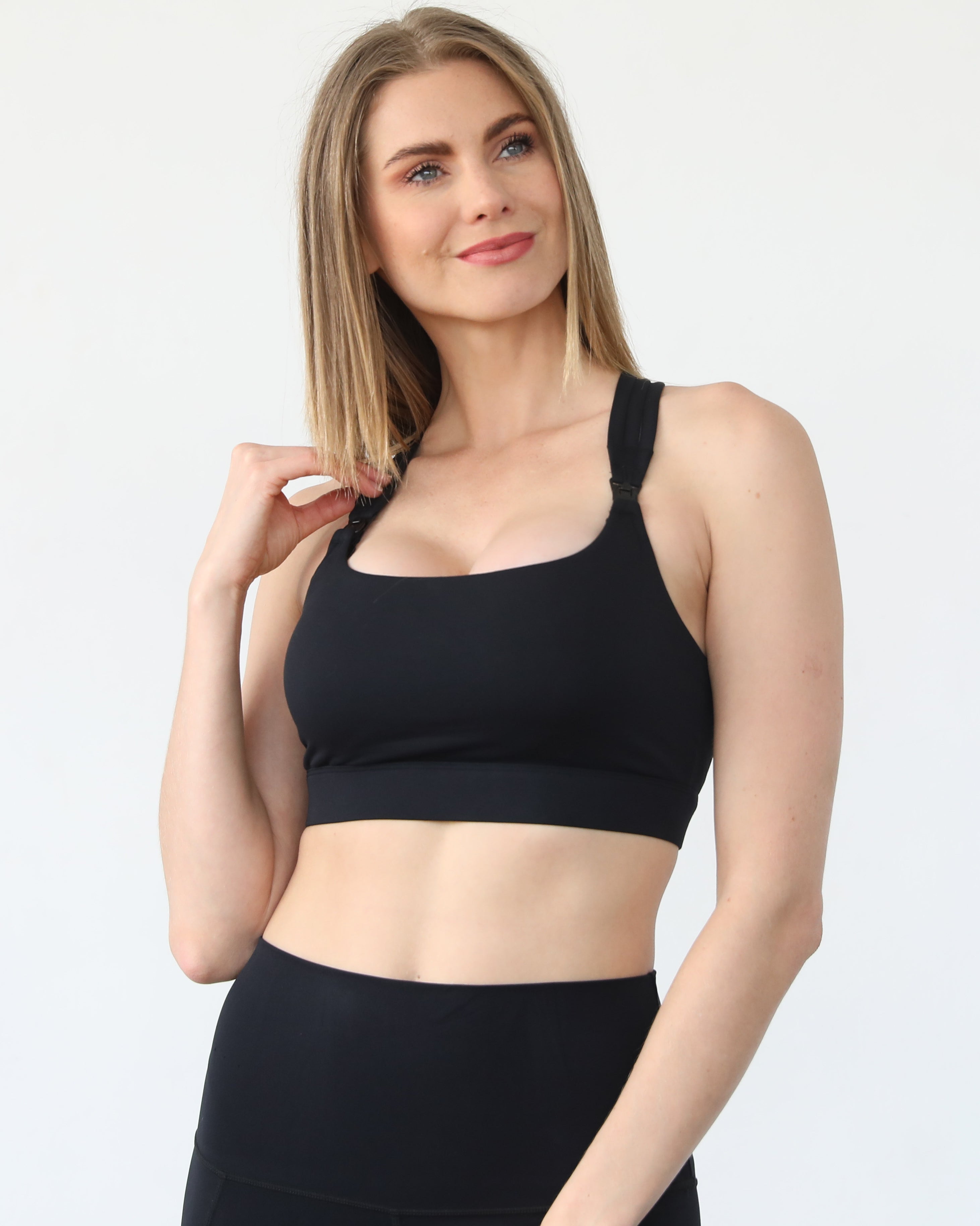 Chloe 4 running nursing and pumping sports bra, black, noir, sweat and milk