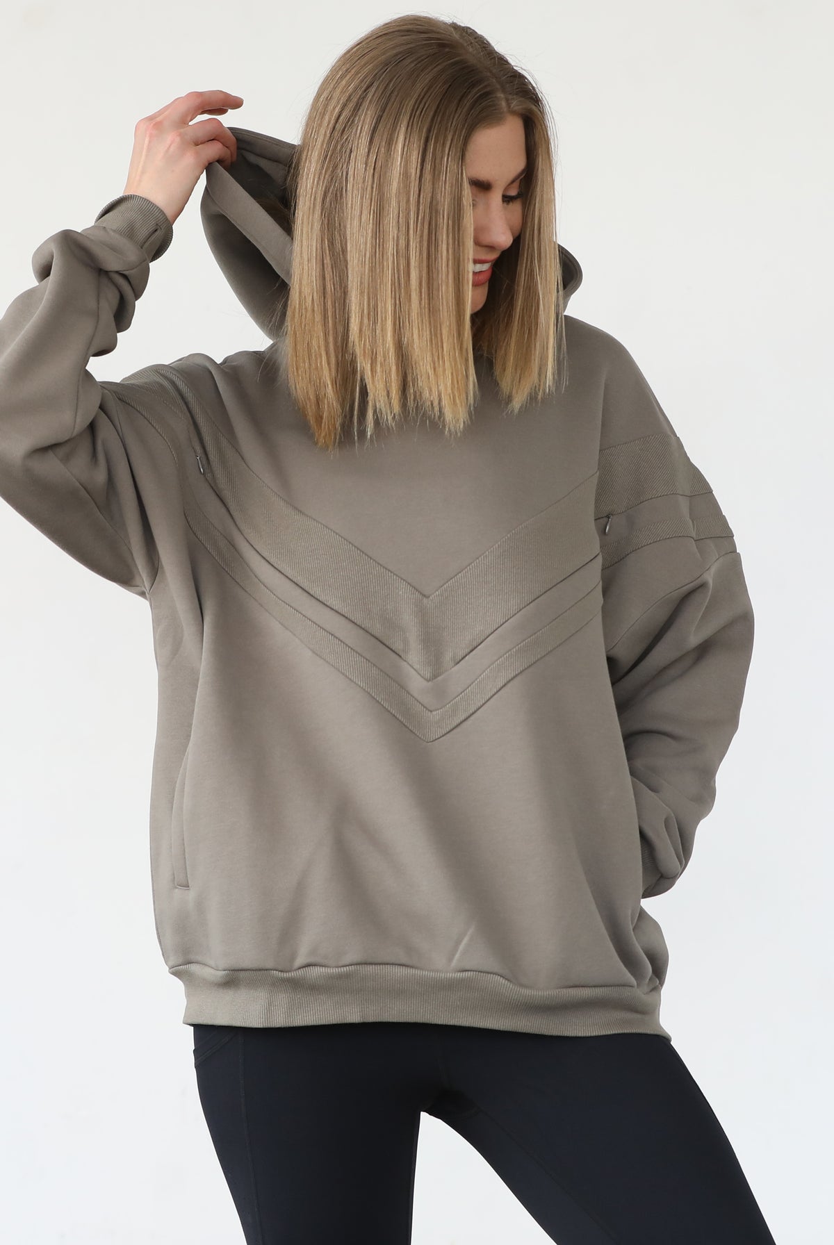 Isabella Nursing and pregnancy hoodie, sweat and milk