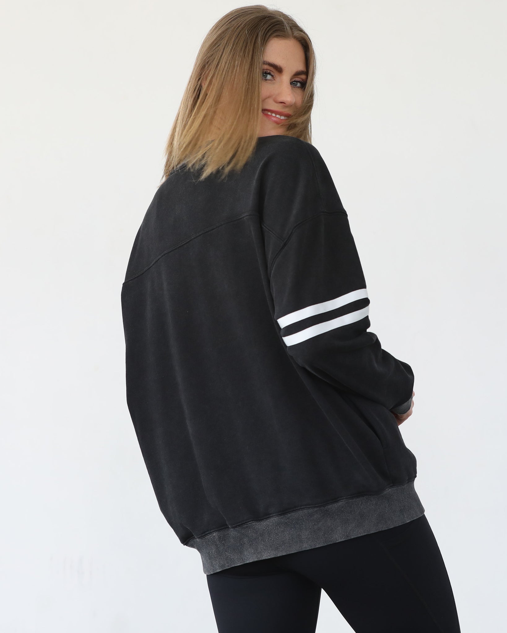 slouchy oversized nursing sweatshirt, sweat and milk