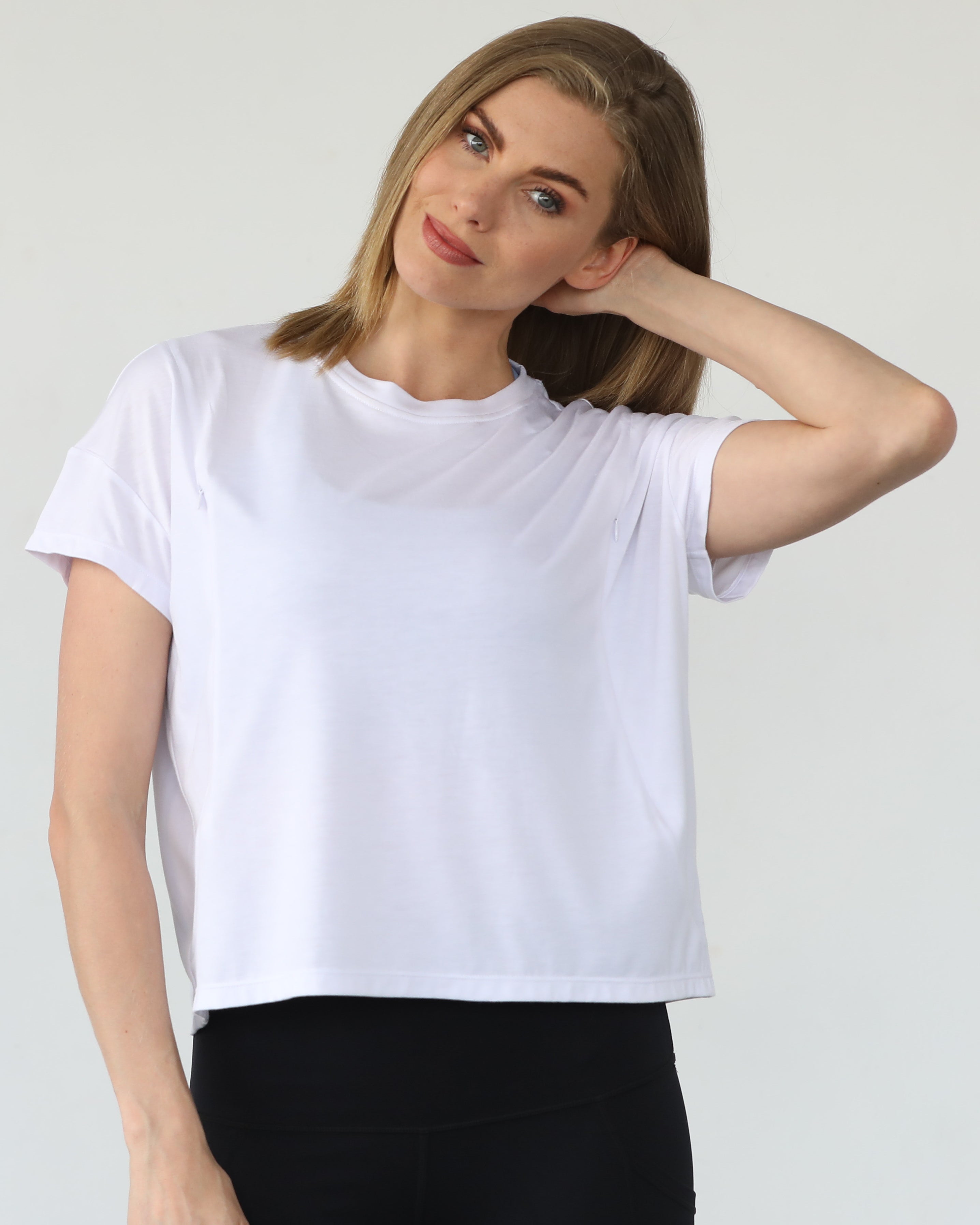 Abigail nursing short sleeve, white, sweat and milk