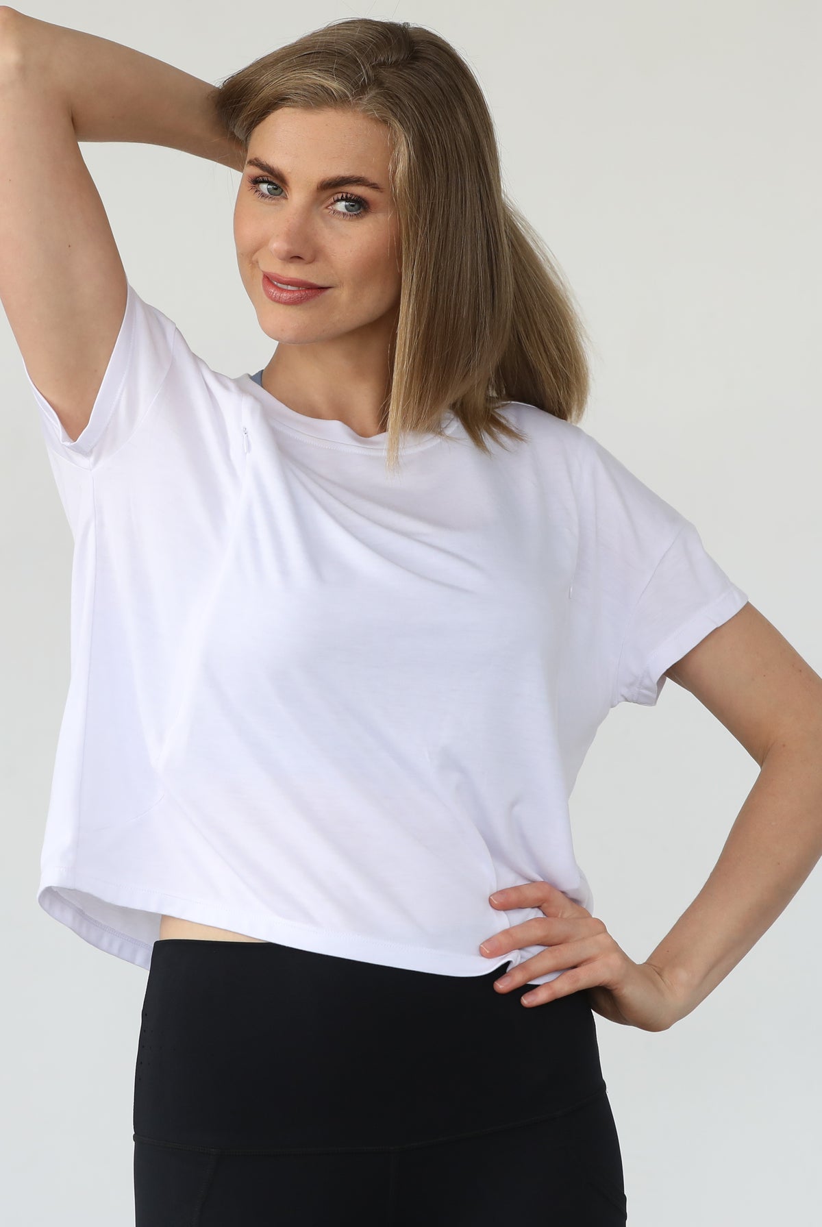 Abigail nursing short sleeve, white, sweat and milk