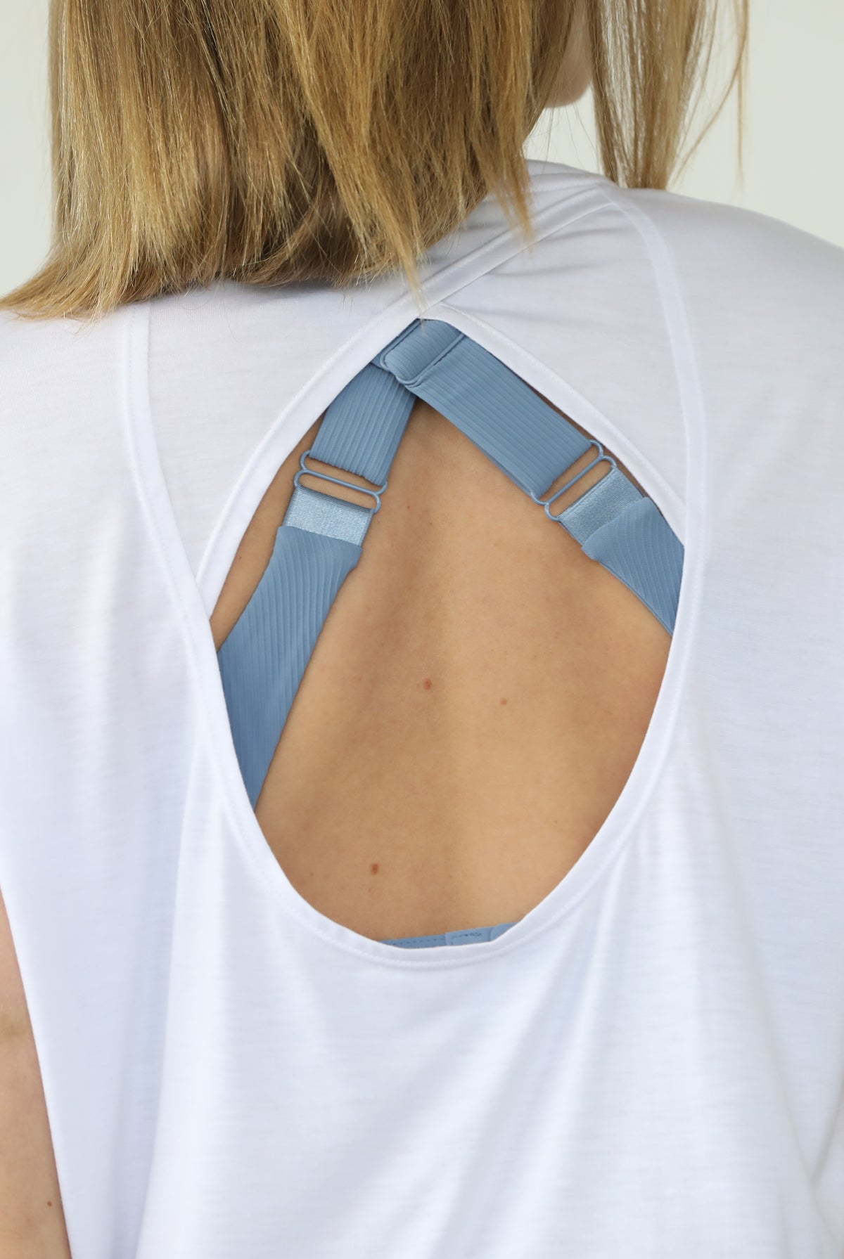 Abigail nursing short sleeve, white, sweat and milk