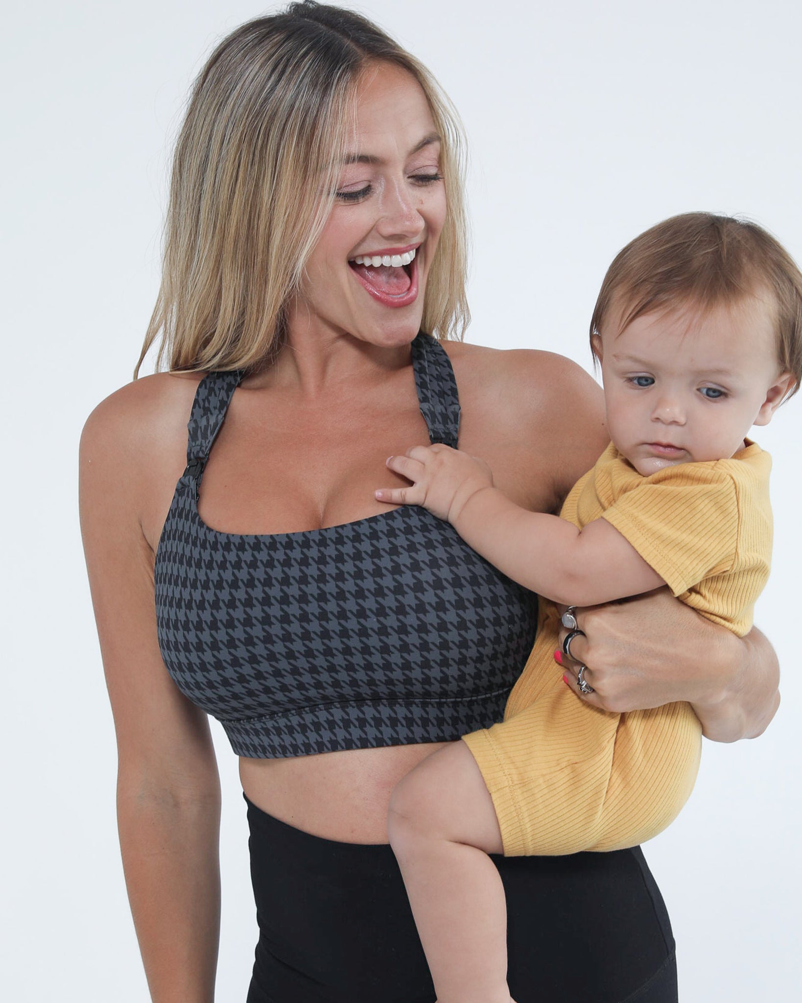 Chloe 4 high impact nursing sports bra, houndstooth, big chested, sweat and milk