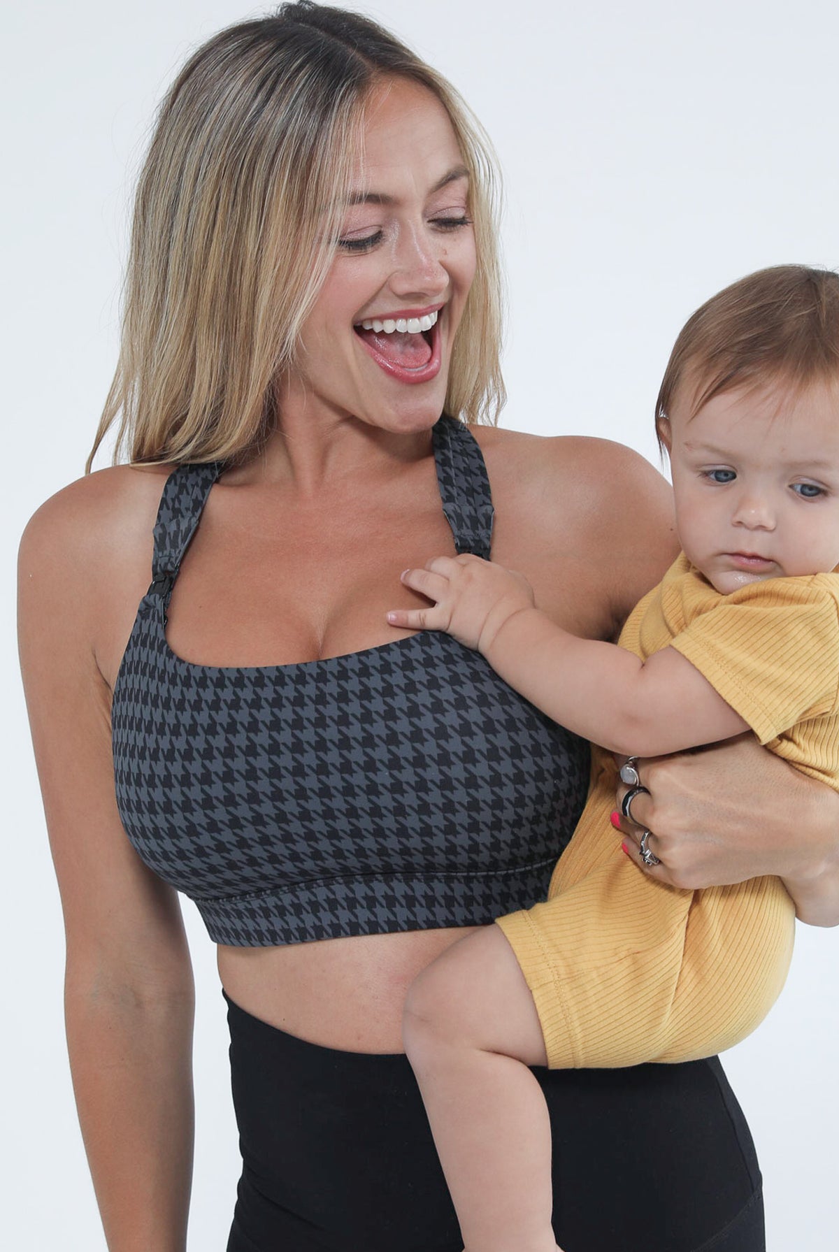 Chloe 4 high impact nursing sports bra, houndstooth, big chested, sweat and milk