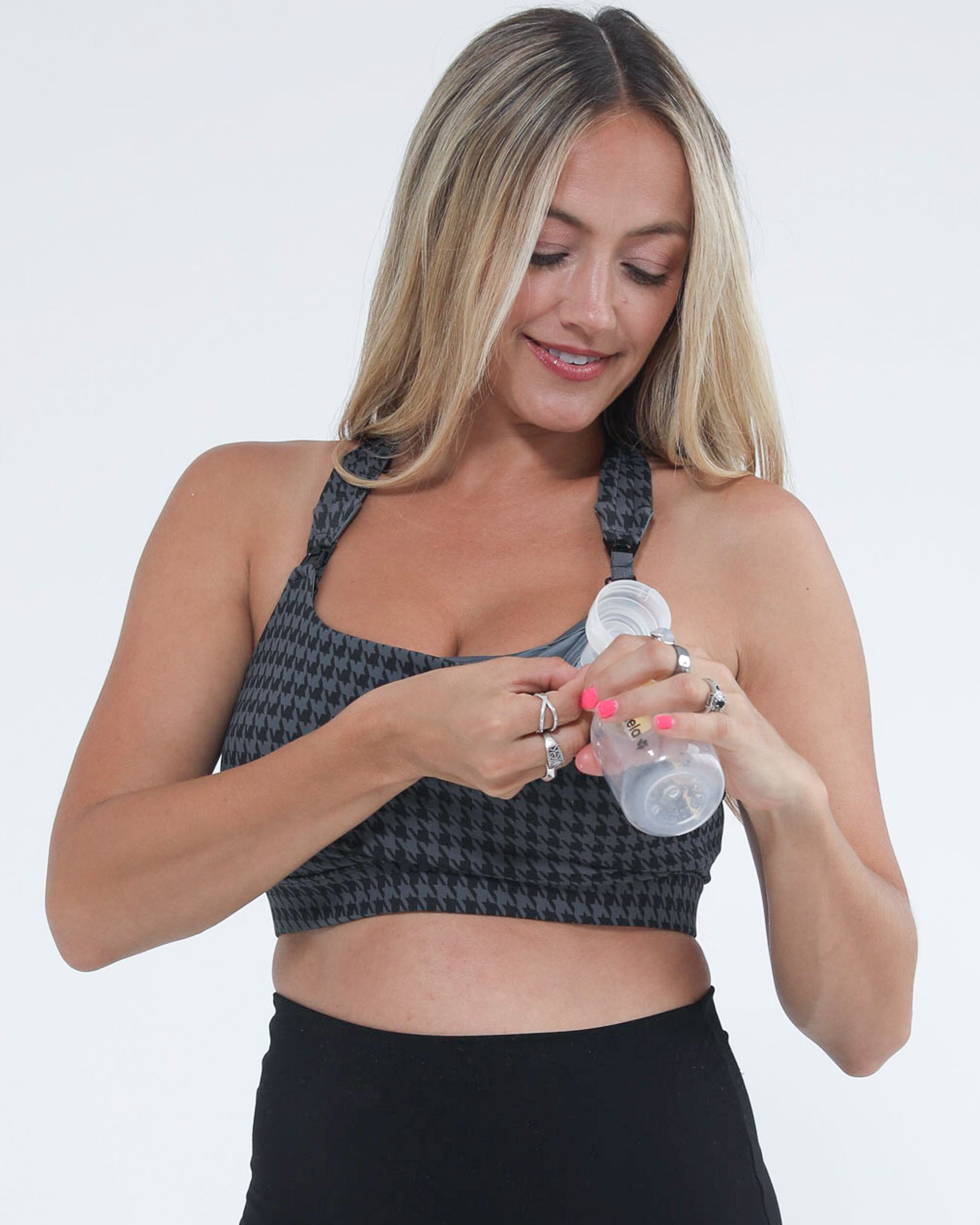 Chloe 4 high impact nursing sports bra, houndstooth, big chested, sweat and milk