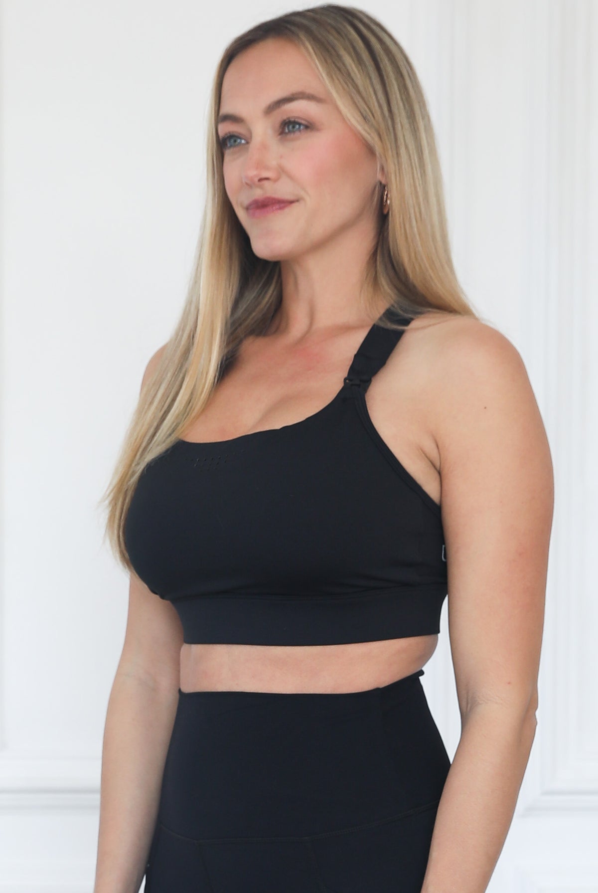 Venice 5 High Impact Nursing and hands free pumping sports bra, sweat and milk, black, full support, adjustable