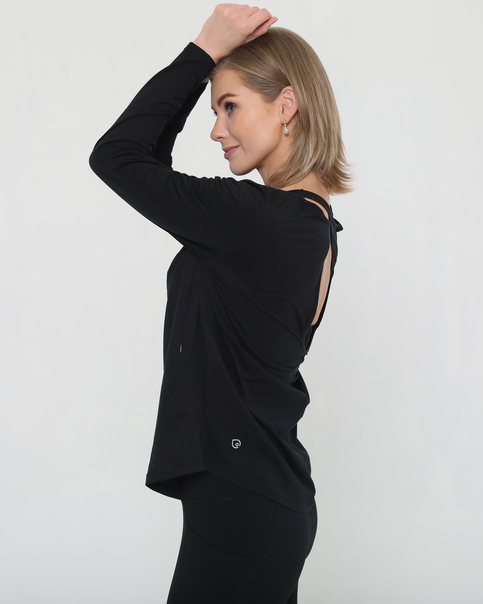 stylish nursing top with invisible zippers, open back design, sweat and milk