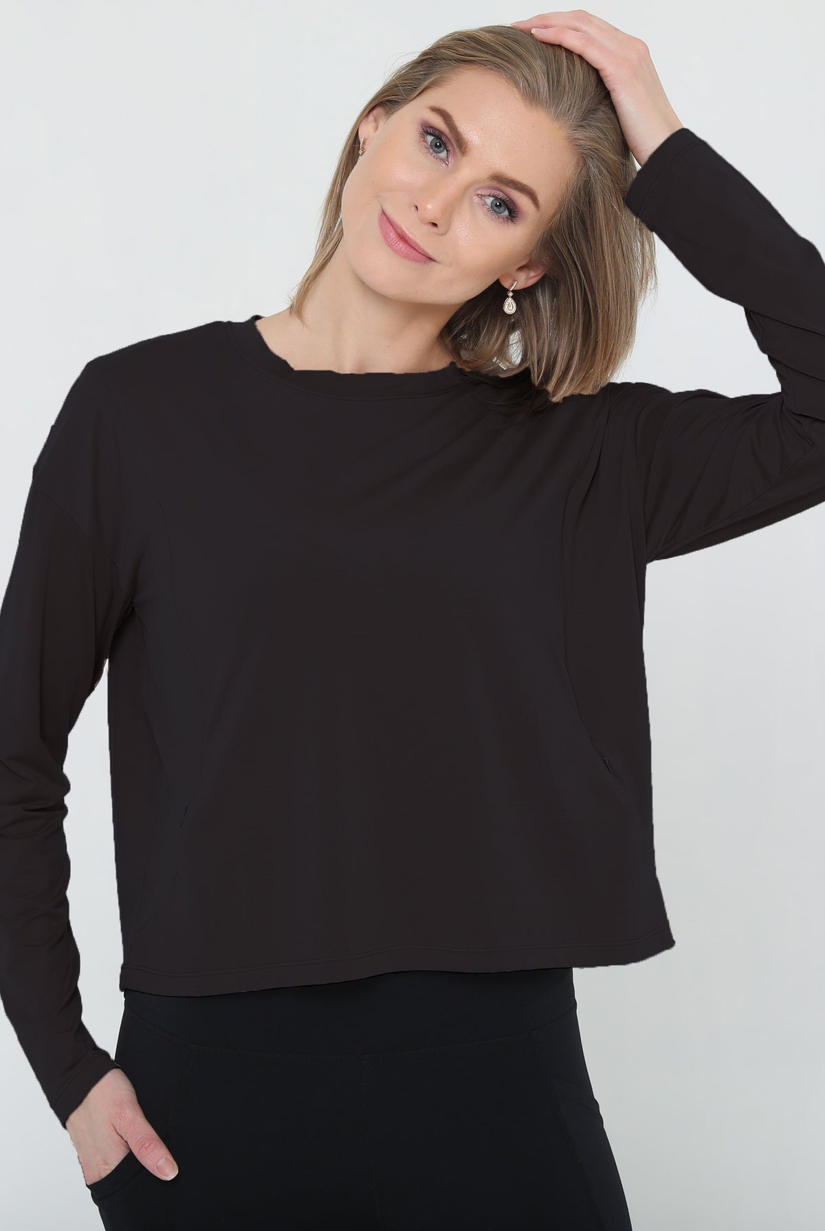soft long sleeve nursing top crop style, sweat and milk