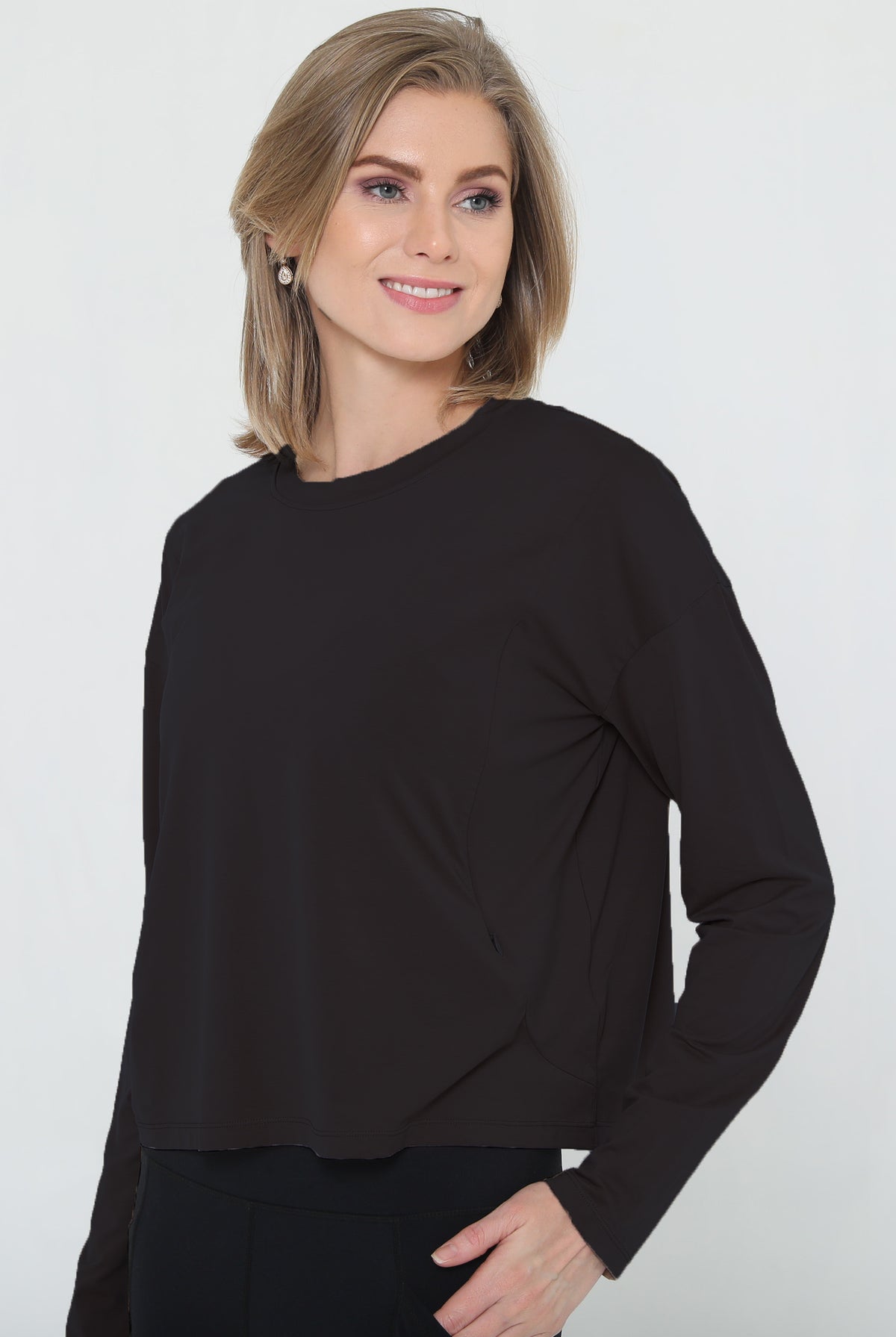 soft long sleeve nursing top crop style, sweat and milk