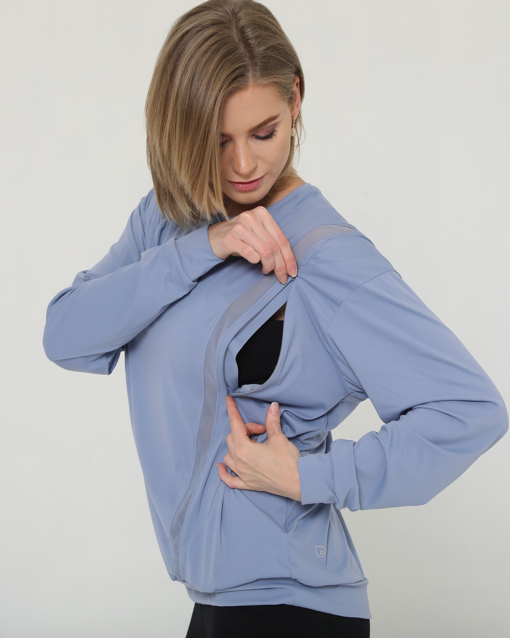 Stylish mesh nursing top long sleeve with zippers, sweat and milk