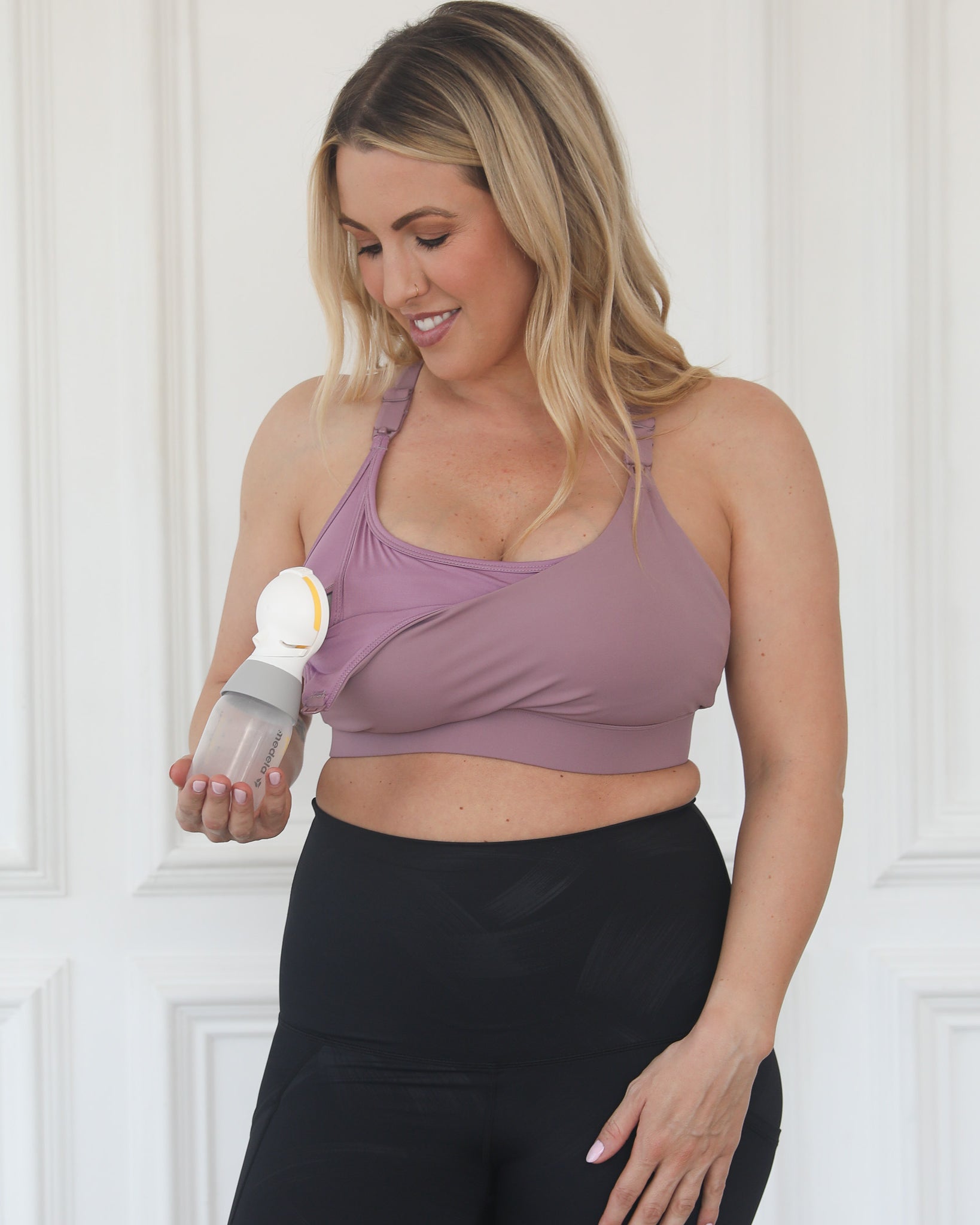 Océane exclusively hands free pumping sports bra,Nursing sports Bra, strappy back, adjustable shoulder straps, adjustable back closure, Sweat and Milk