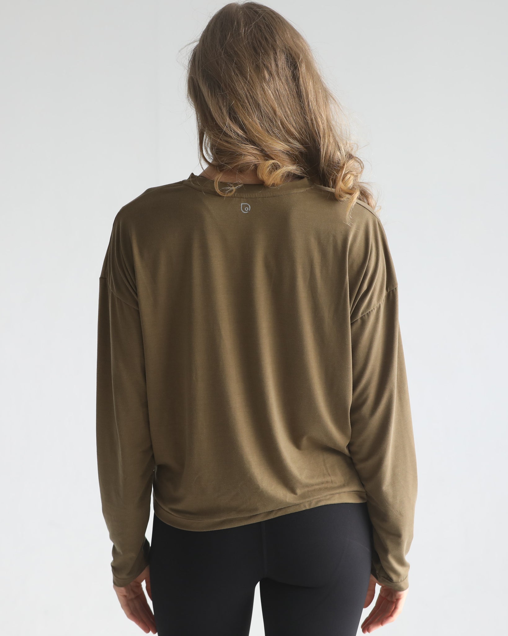 loose fit nursing long sleeve, sweat and milk