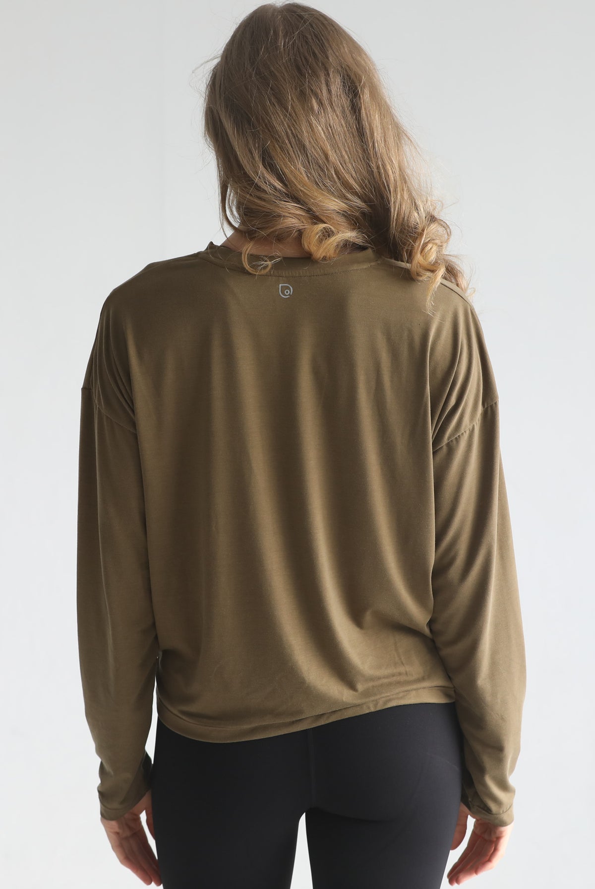 loose fit nursing long sleeve, sweat and milk