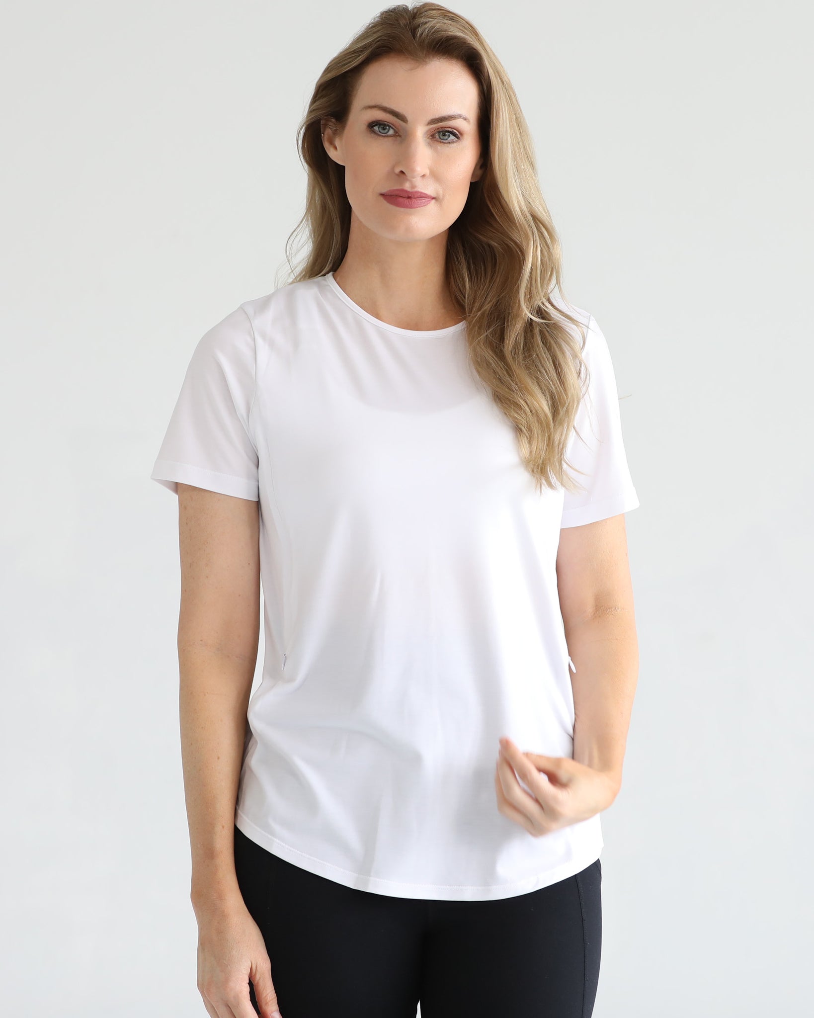 Harper nursing Tee with zippers, loose fit, sweat and milk