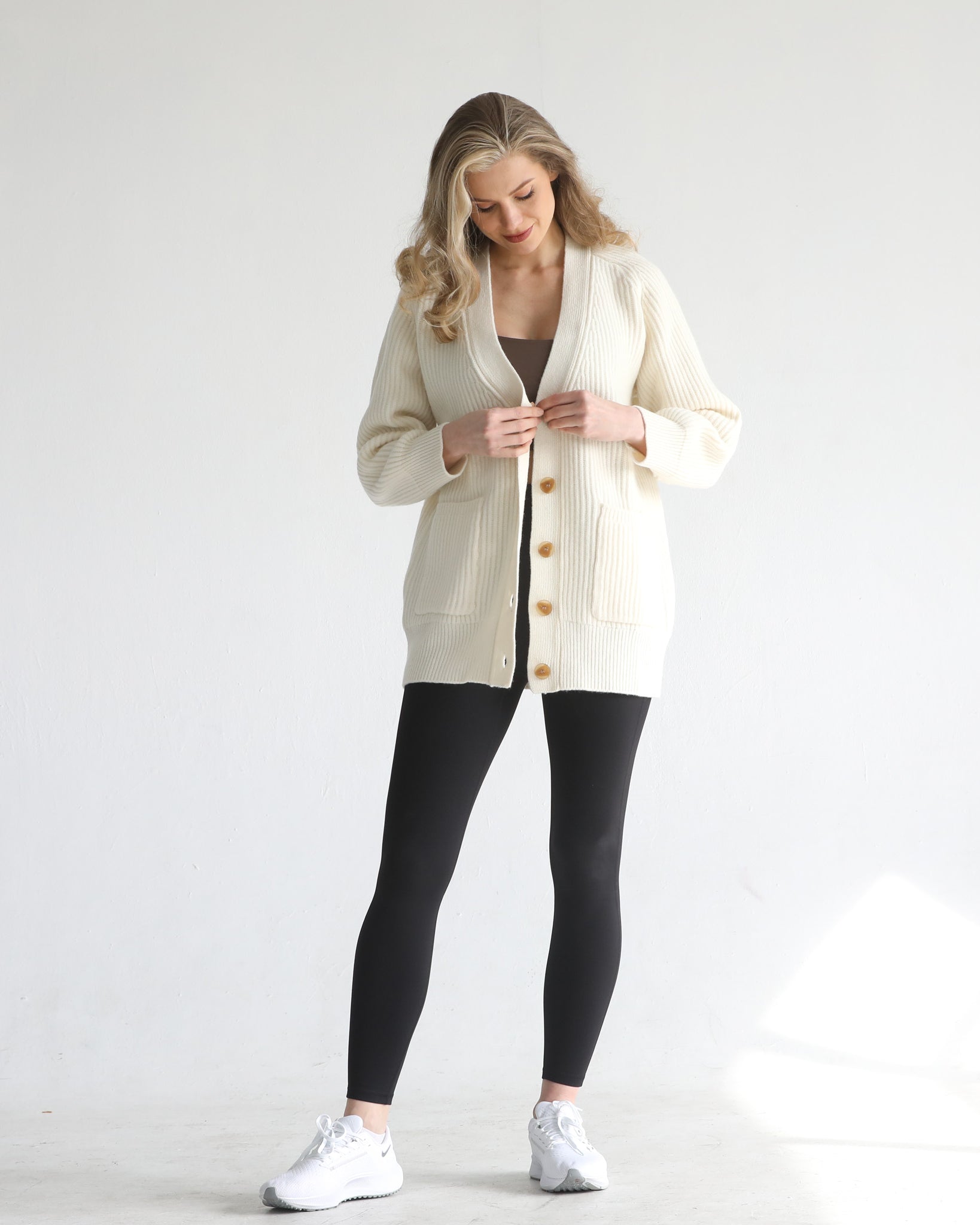 Wool oversized cardigan with pocket