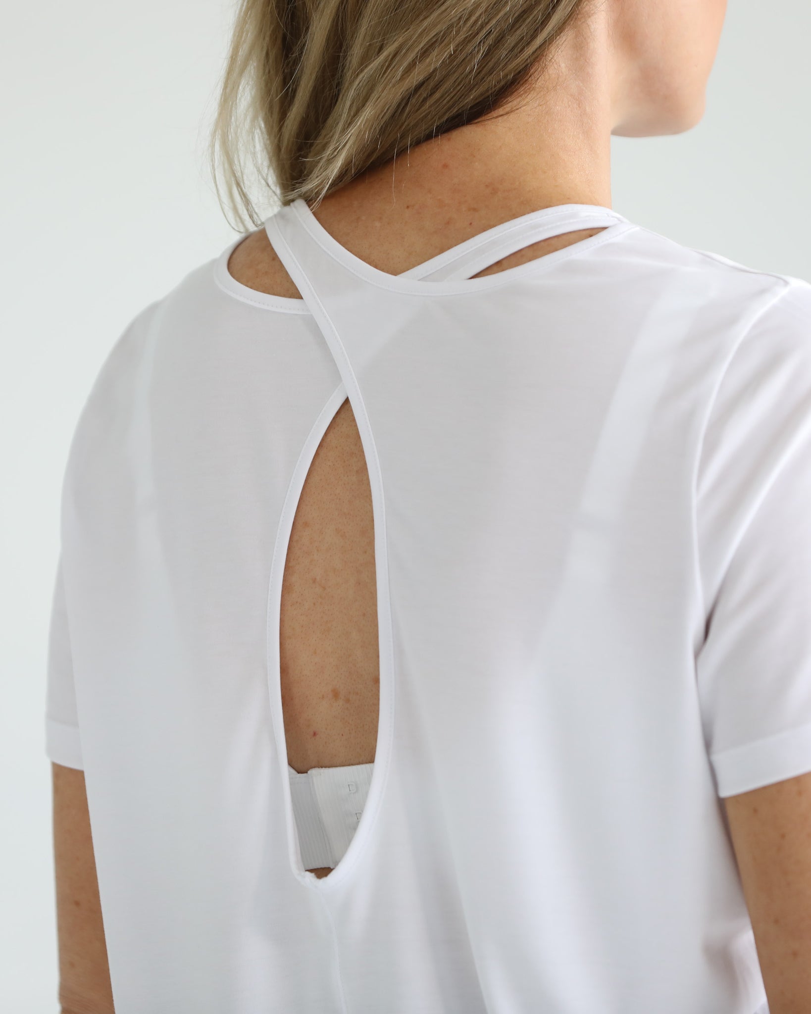 Harper nursing Tee with zippers, loose fit, sweat and milk