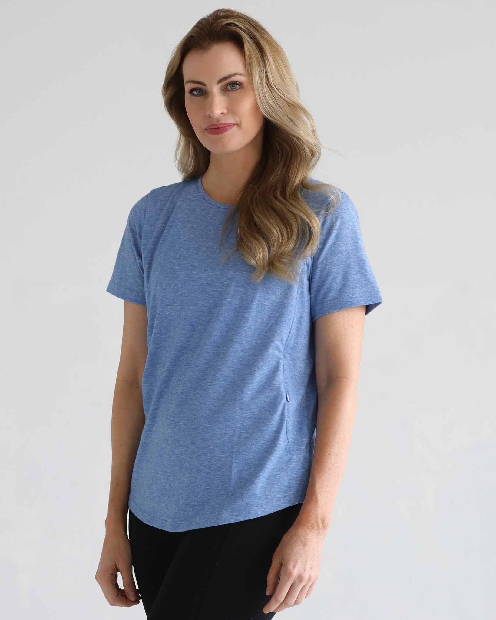 Harper nursing Tee with zippers, loose fit, sweat and milk