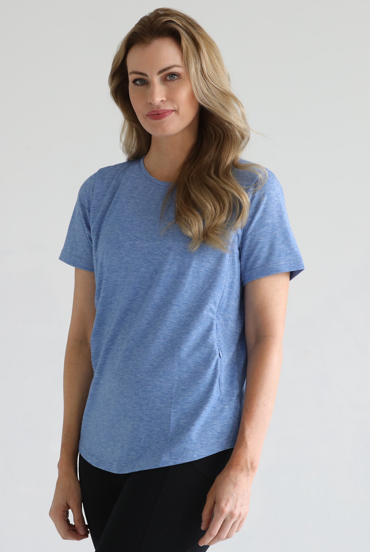 Harper nursing Tee with zippers, loose fit, sweat and milk