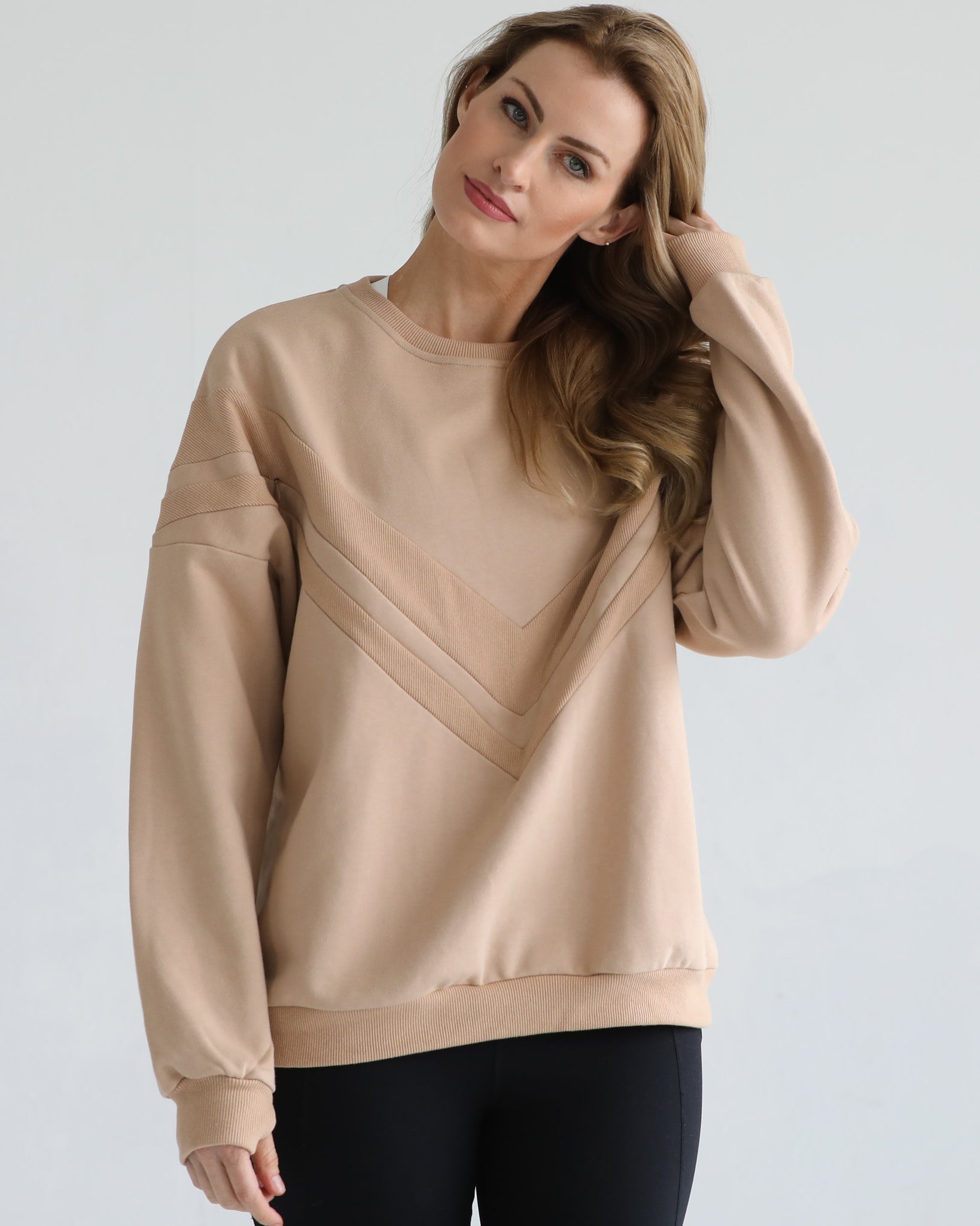 Oversized nursing pregnancy sweatshirt with zippers, sweat and milk