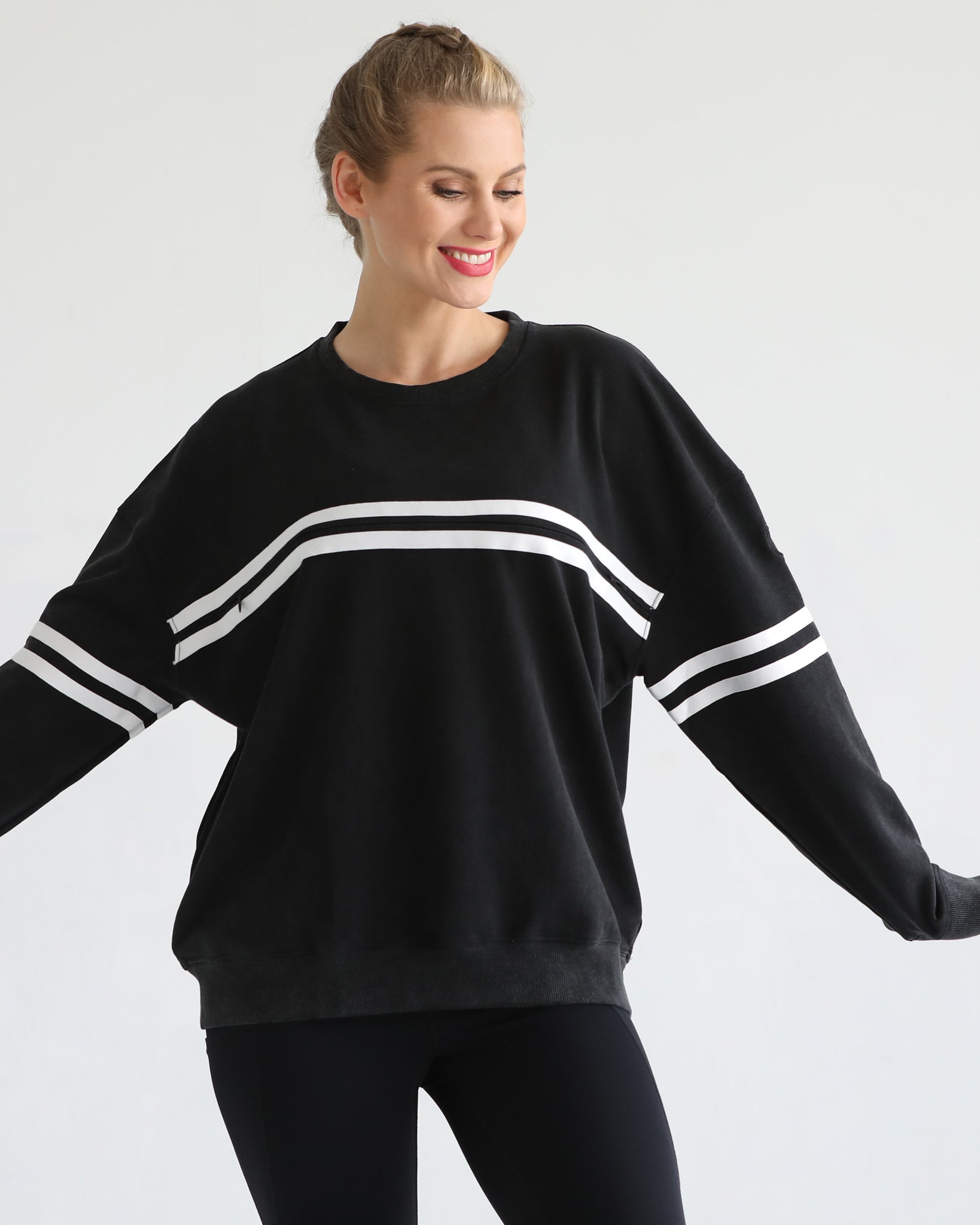 slouchy oversized nursing sweatshirt, sweat and milk