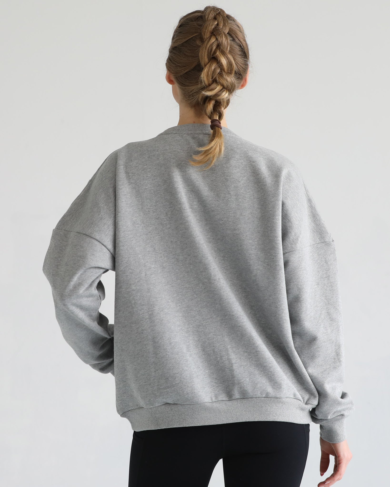 Oversized nursing pregnancy sweatshirt with zippers, sweat and milk