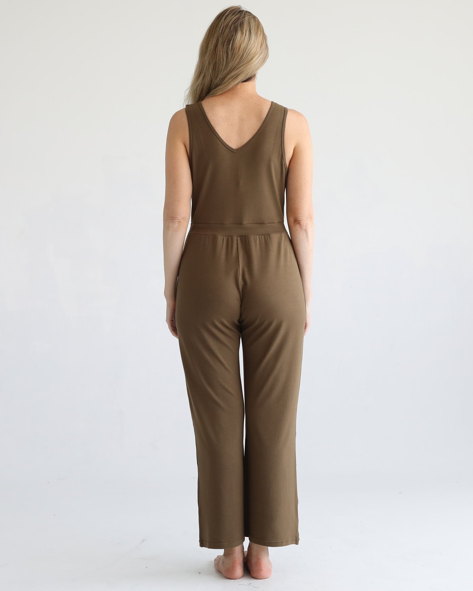 Nursing friendly jump suit, wide legged, sweat and milk