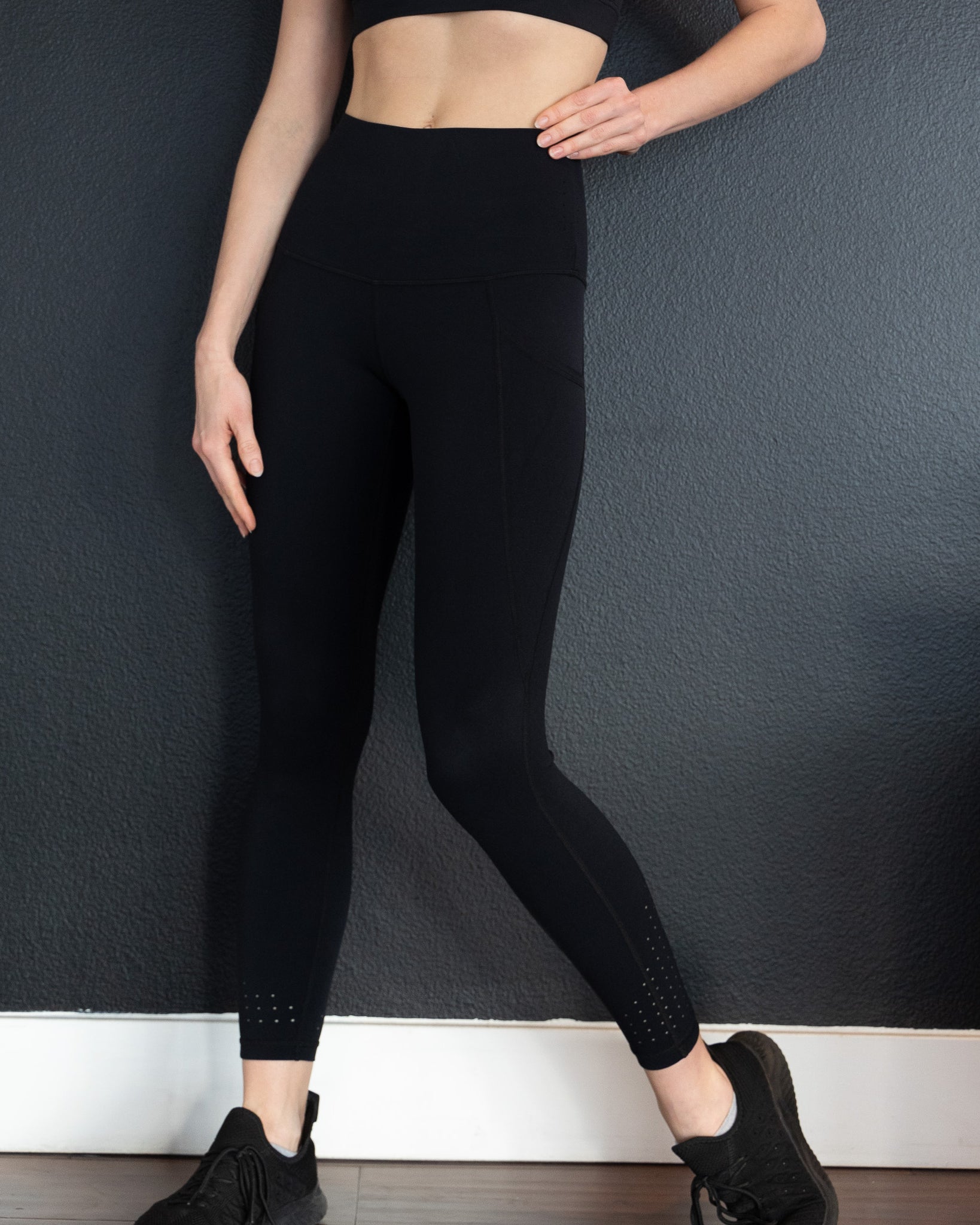 Postpartum high waisted leggings with laser cut details and pockets, Sweat and Milk