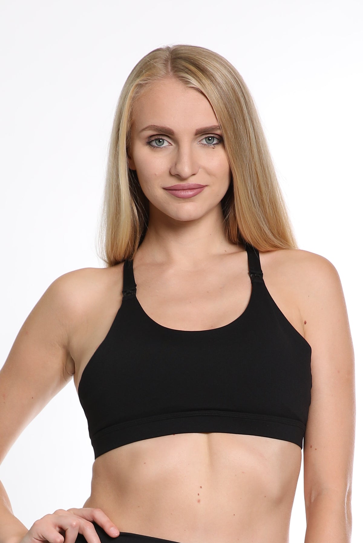 Océane 3 Nursing sports Bra, medium impact, hands free pumping, black, strappy back, adjustable back closure, black - Sweat and Milk