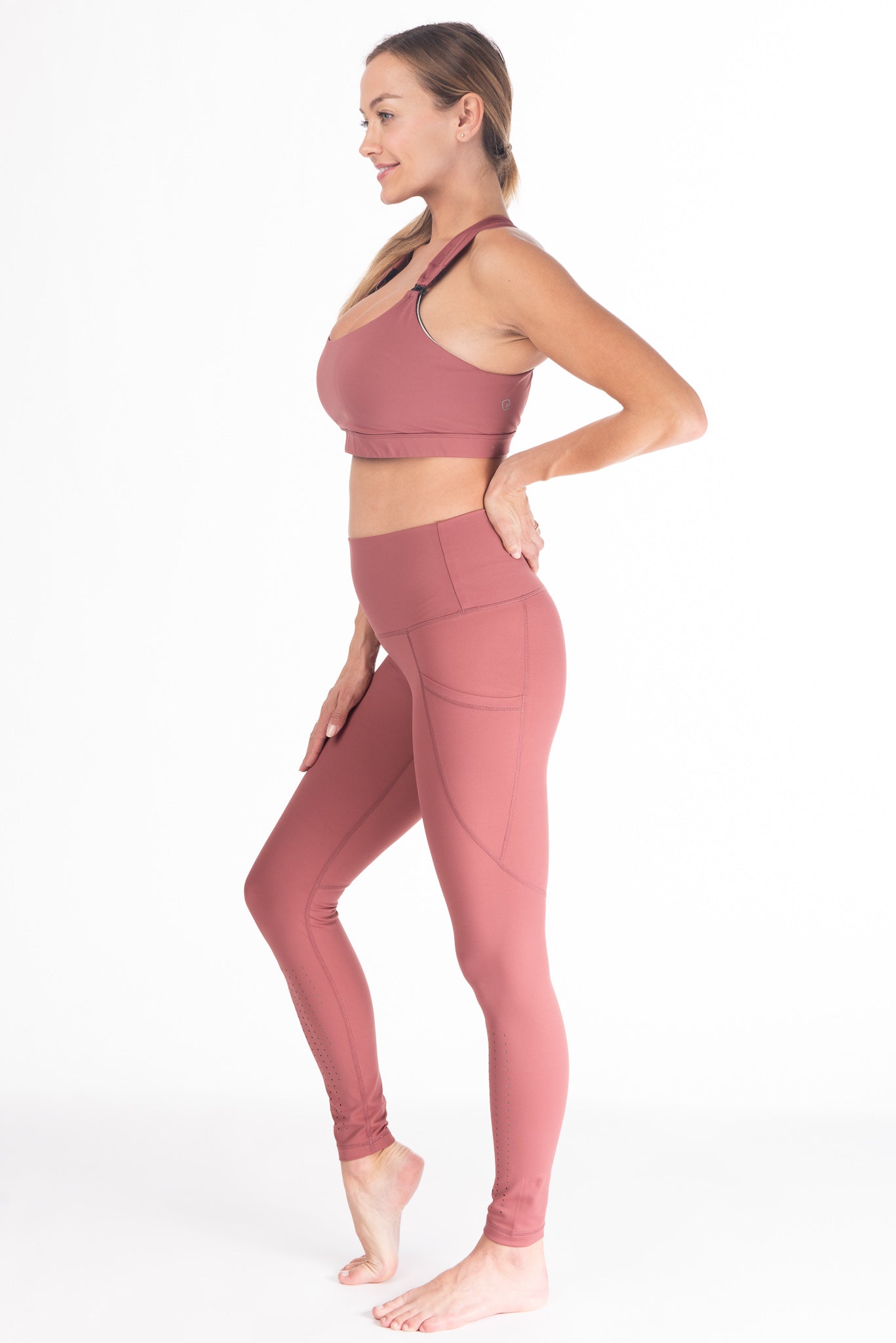 Postpartum Legging, mauve, pink, high waisted, tummy control, laser cut details on the front leg, pocket, full length, soft and stretchy
