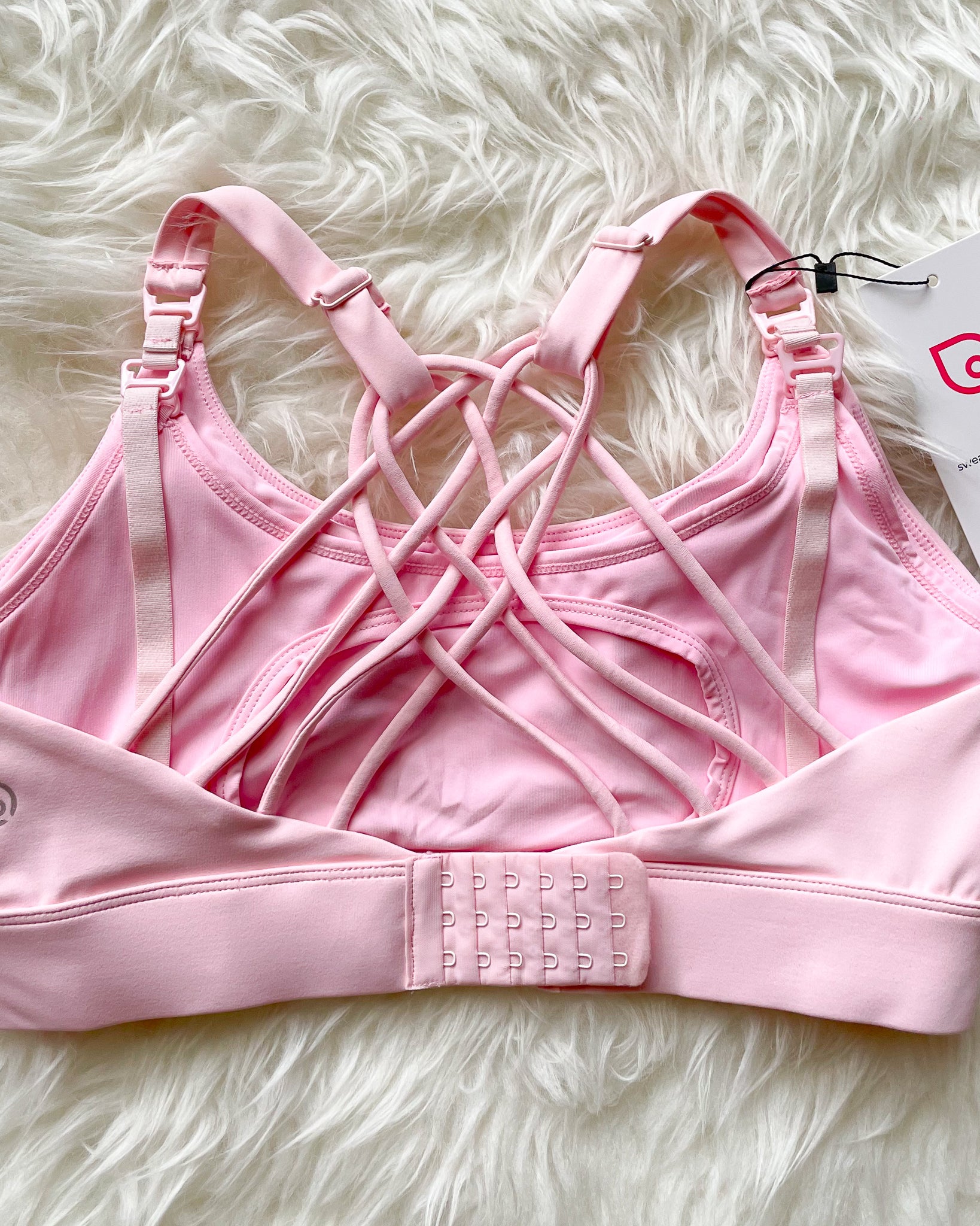 Océane 4 Nursing sports Bra, hands free pumping, blush, strappy back, adjustable, big chested, supportive