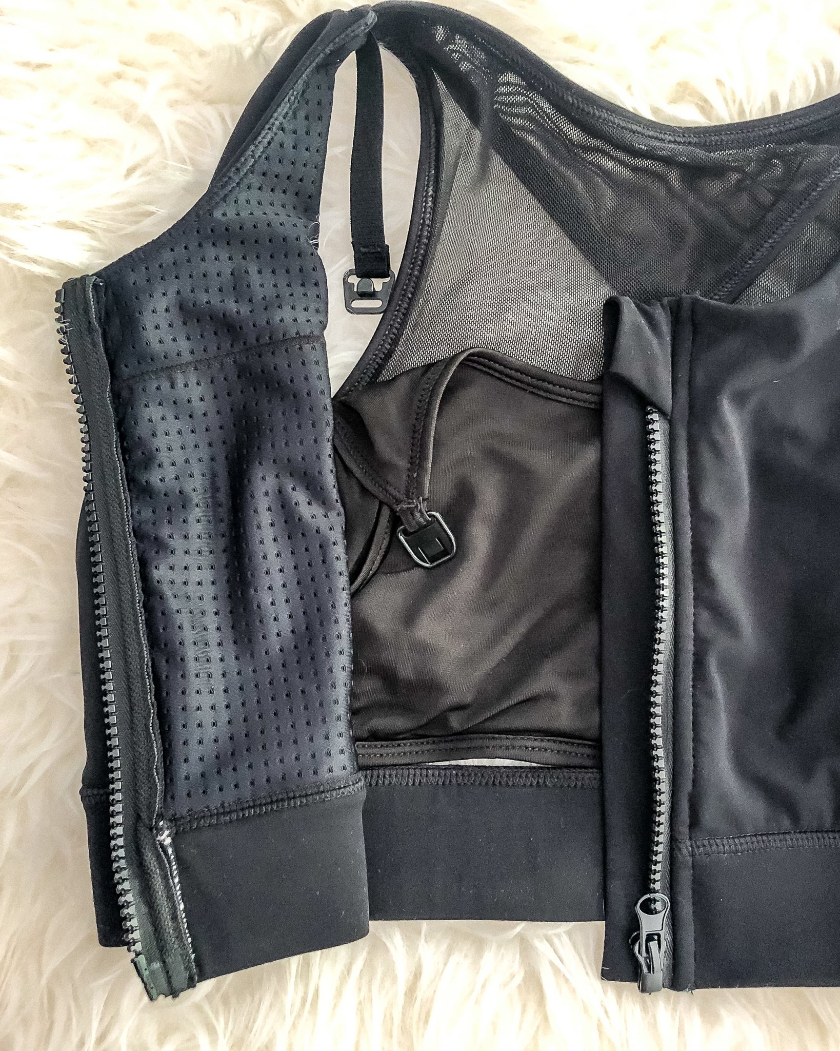 Capucine 2 nursing and hands free pumping nursing sports bra, high impact, high coverage - Sweat and Milk