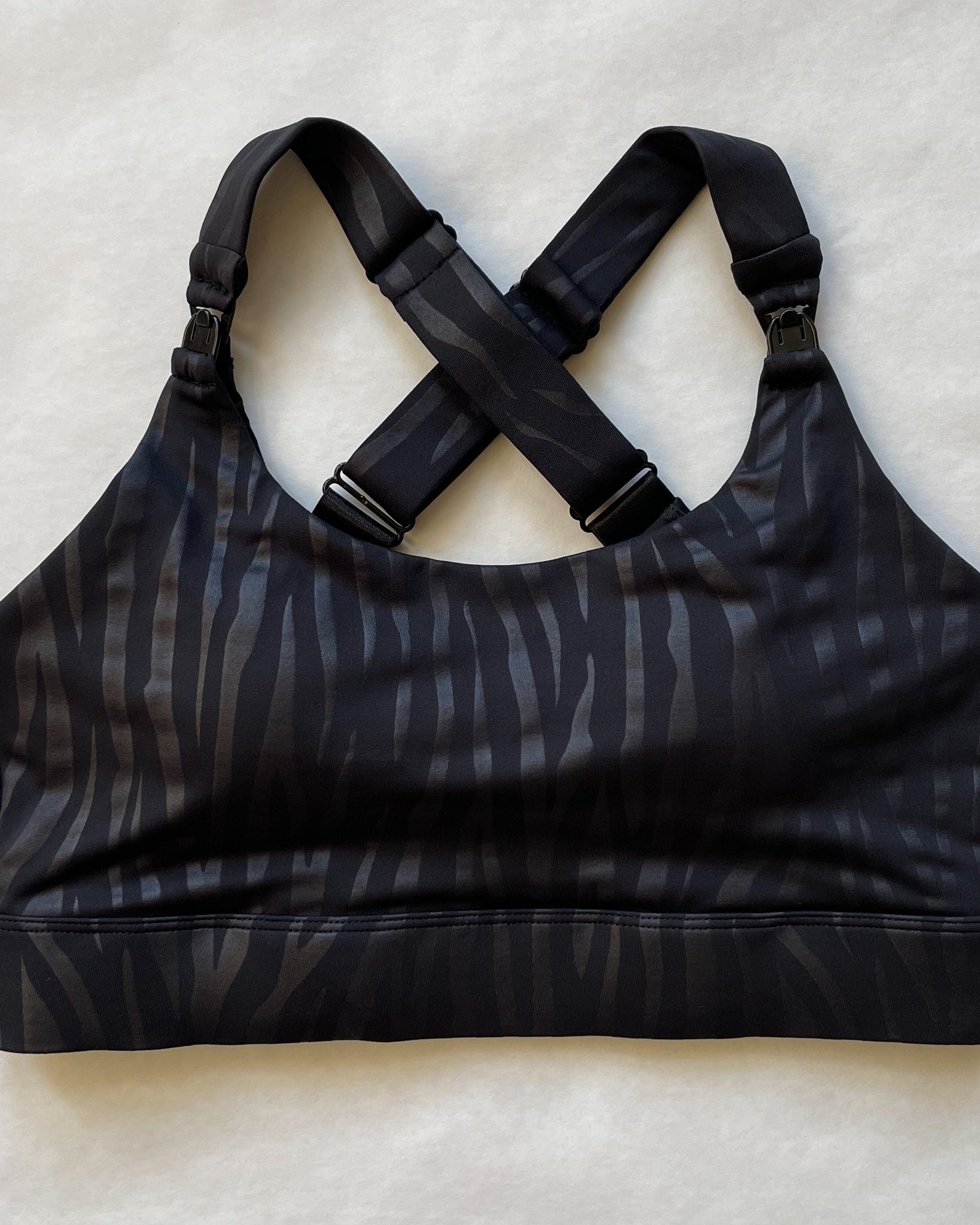 Venice 2 High Impact Nursing and pumping Sports Bra, clip down nursing bra, large cups, adjustable, tiger, Sweat and Milk