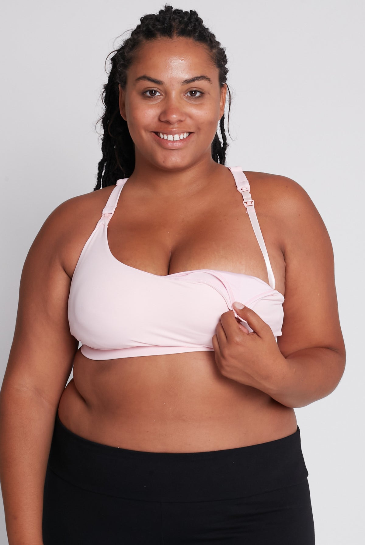 Océane 4 Nursing sports Bra, hands free pumping, blush, strappy back, adjustable, big chested, supportive