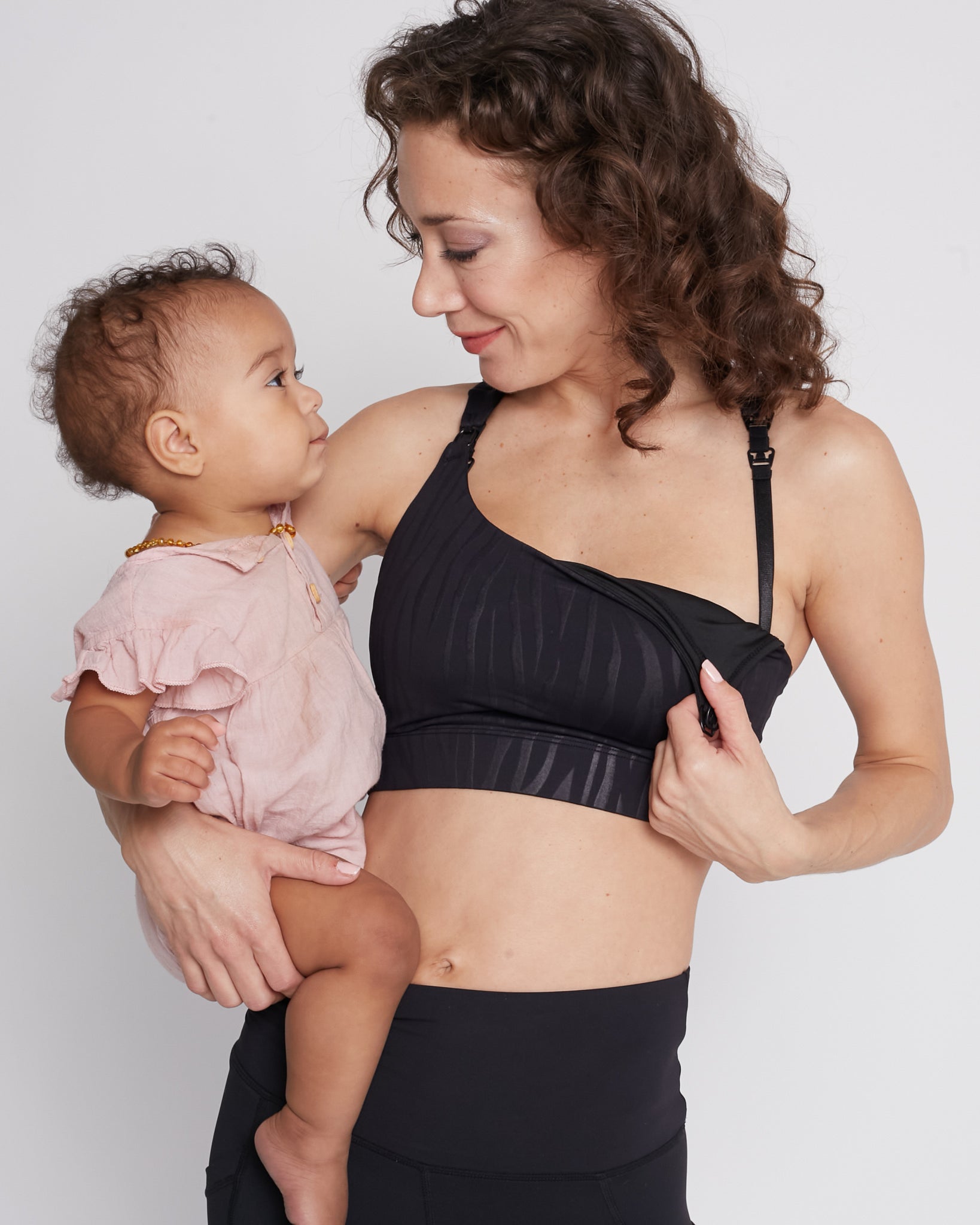 Venice 3 High Impact Nursing sports bra for big chest, DDD cup, Black Tiger, Sweat and Milk