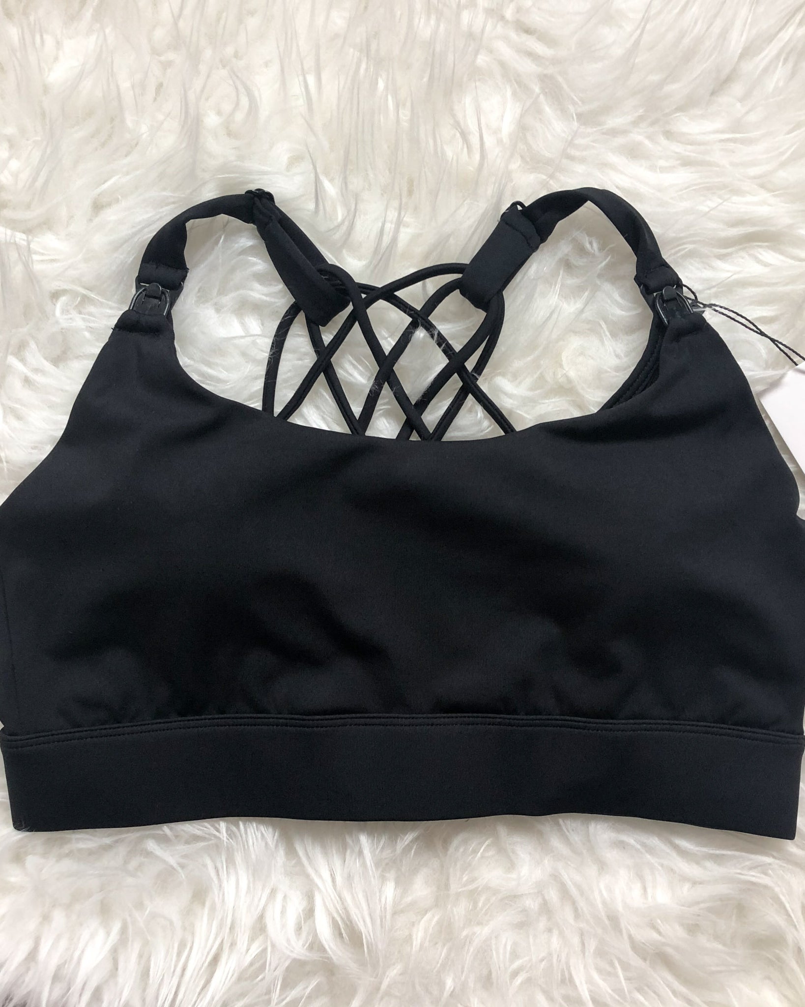 Océane exclusively hands free pumping sports bra,Nursing sports Bra, strappy back, adjustable shoulder straps, adjustable back closure