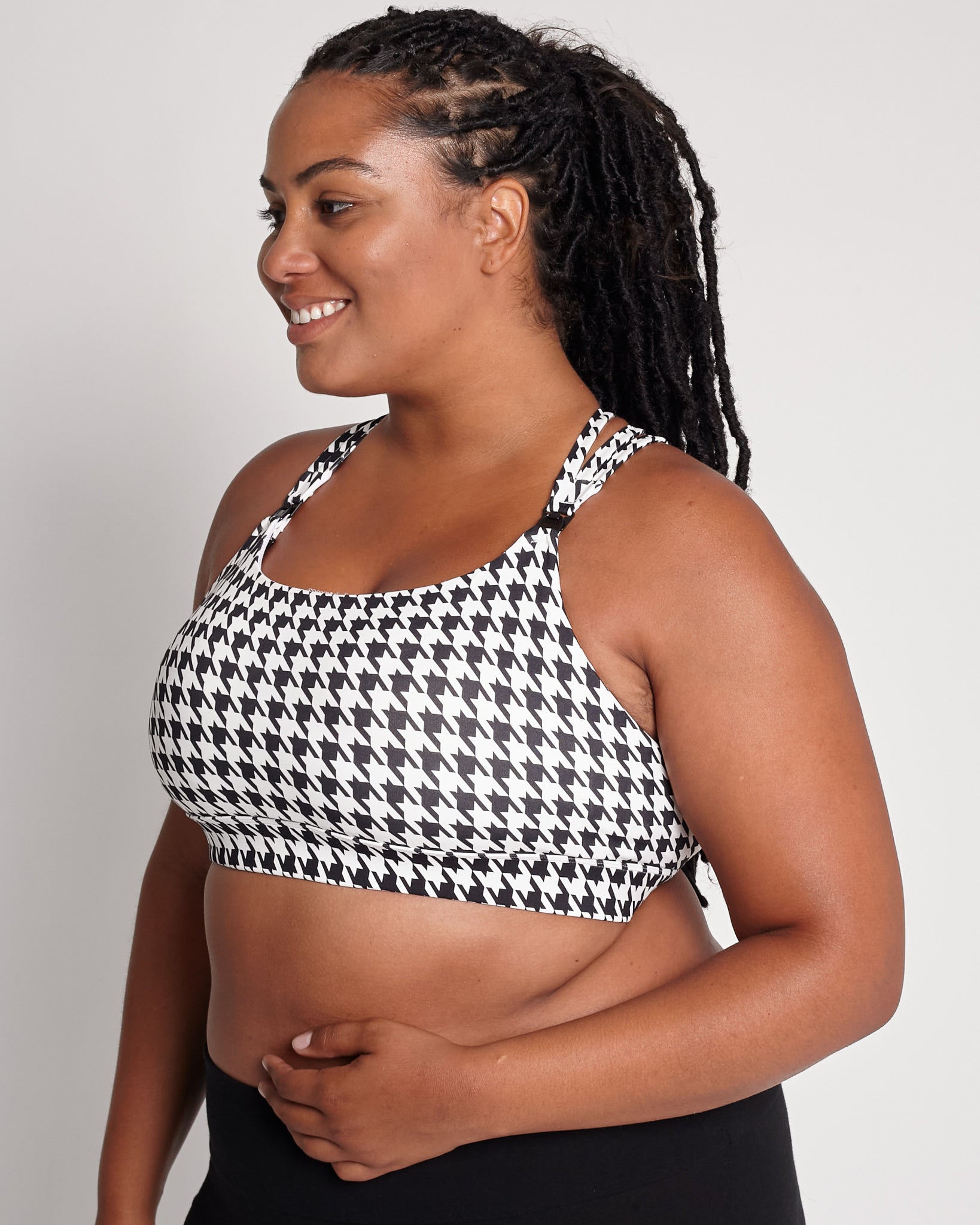 Chloe 4 running high impact nursing & pumping sports bra, large chest, big cups, sweat and milk