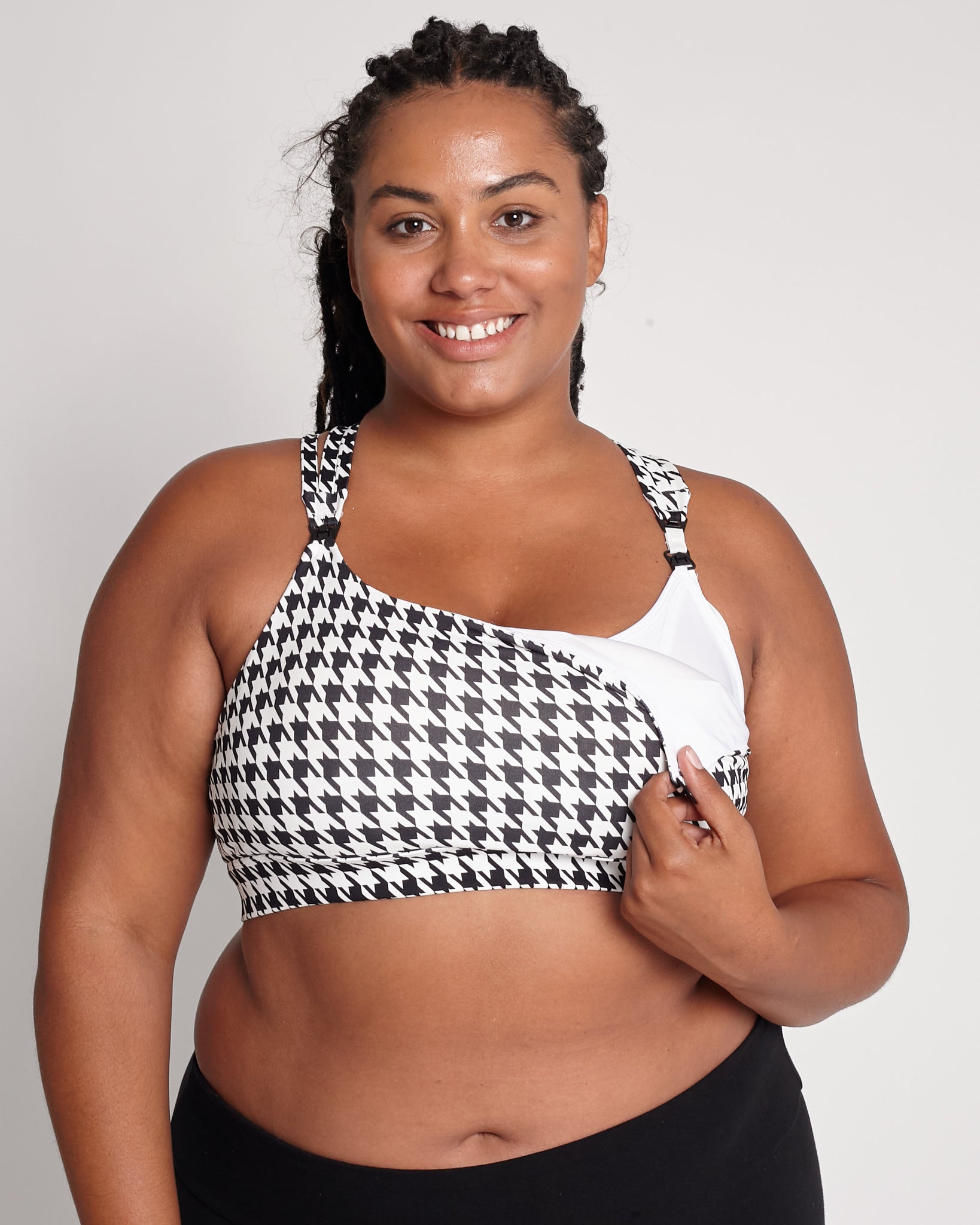 Chloe 4 running high impact nursing & pumping sports bra, large chest, big cups, sweat and milk