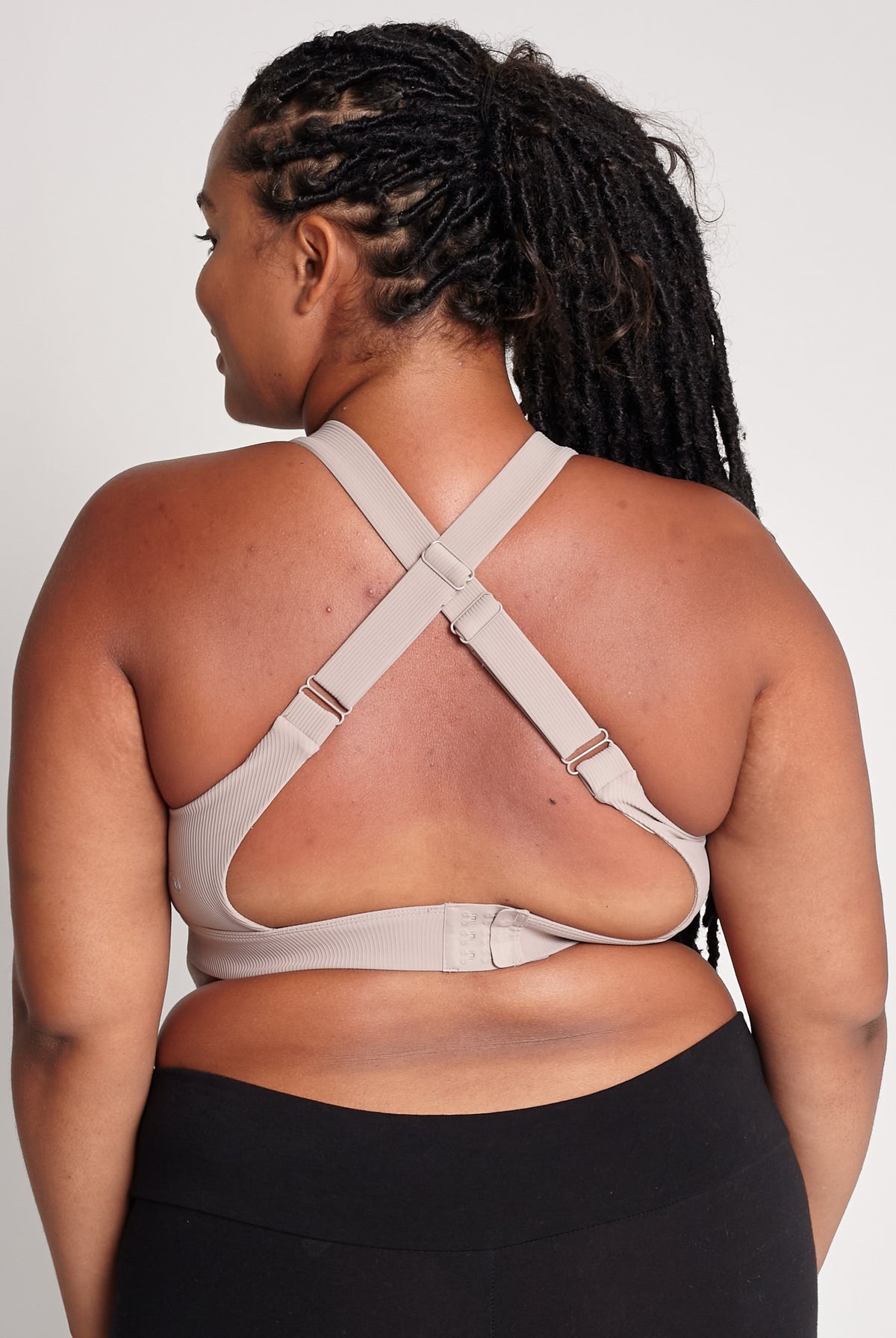 Venice high impact nursing and pumping sports bra, large chest, big cups, sweat and milk