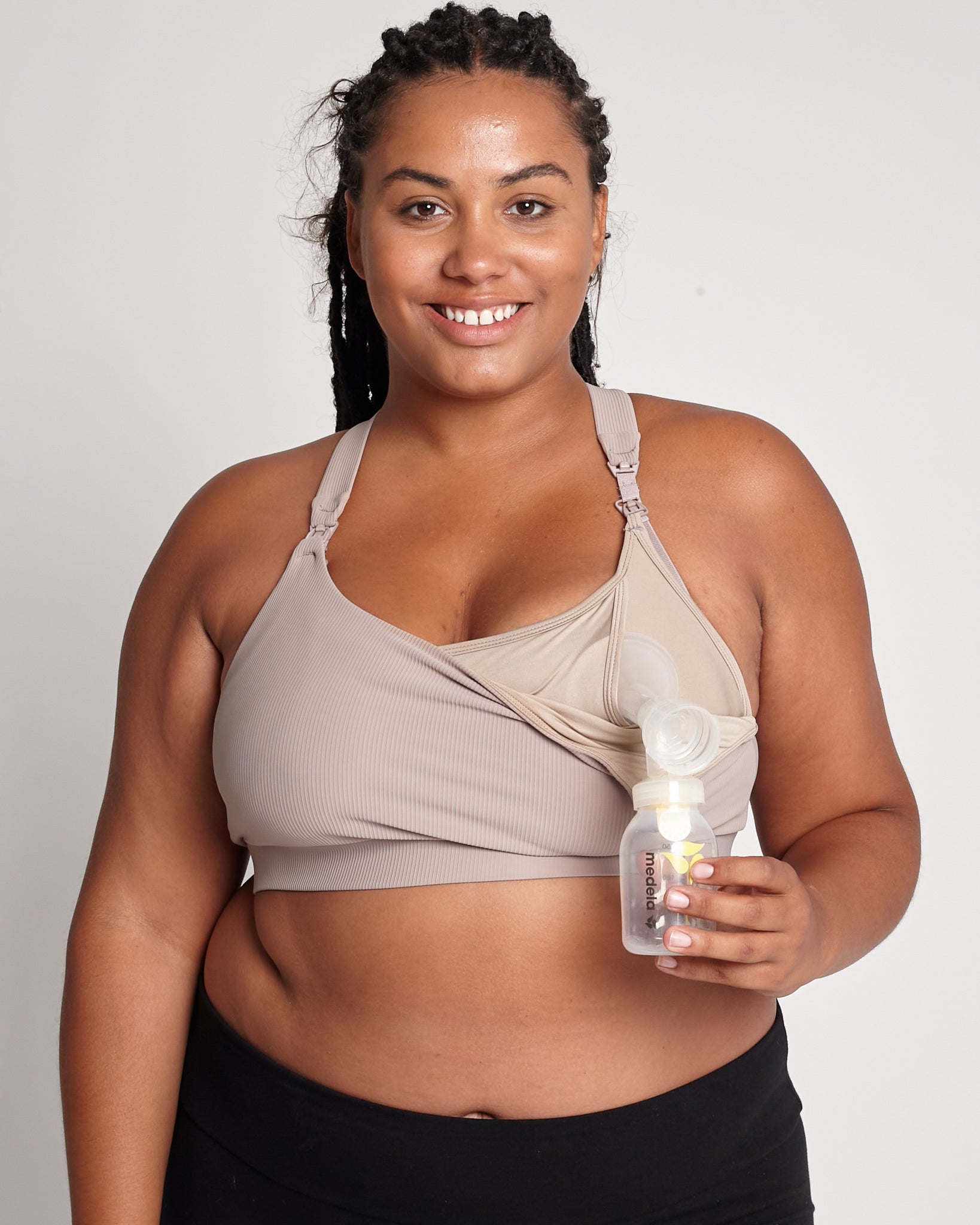 Venice high impact nursing and pumping sports bra, large chest, big cups, sweat and milk