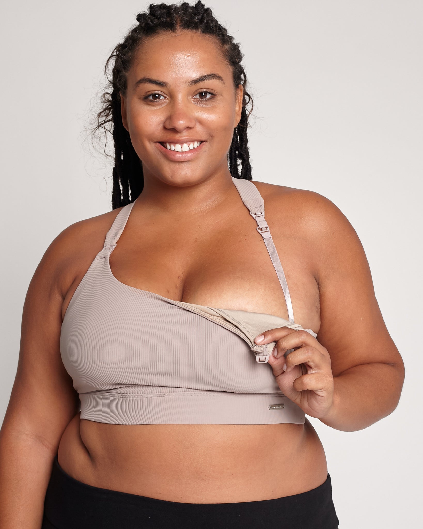 Venice high impact nursing and pumping sports bra, large chest, big cups, sweat and milk