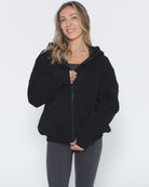 Nursing hoodie, oversized, organic cotton, invisible zipper, sweat and milk, front shot with zipper closed