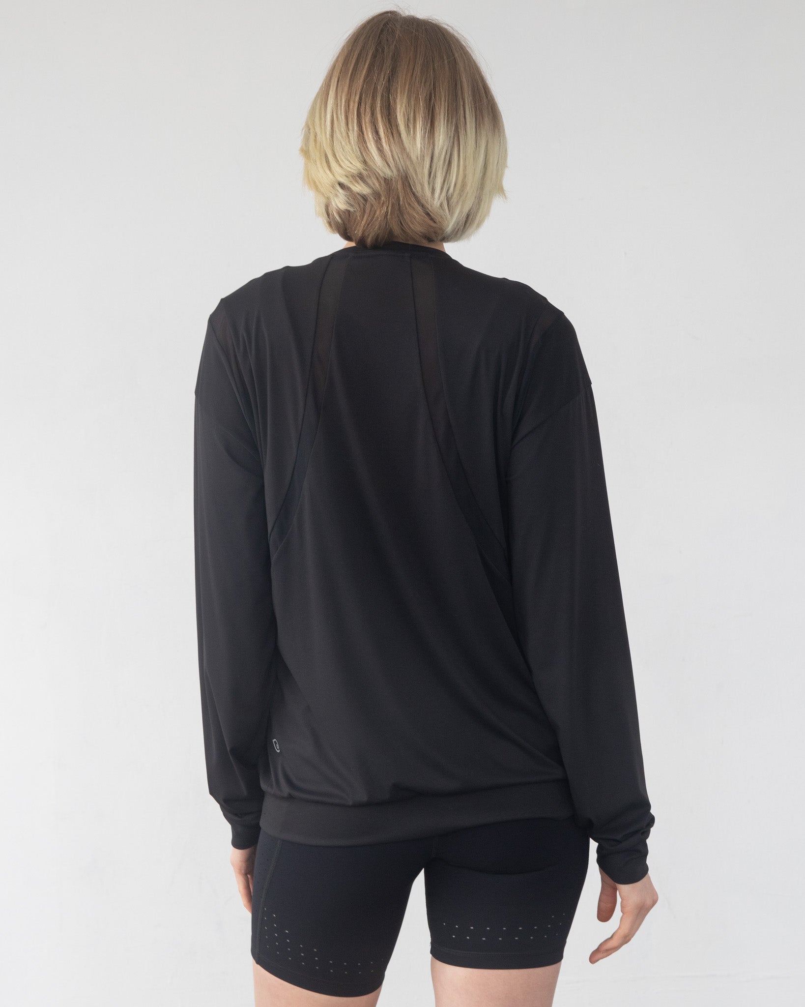 ack of Ivy nursing top – drapy postpartum fit

Ivy maternity top back view – breathable and flattering cut