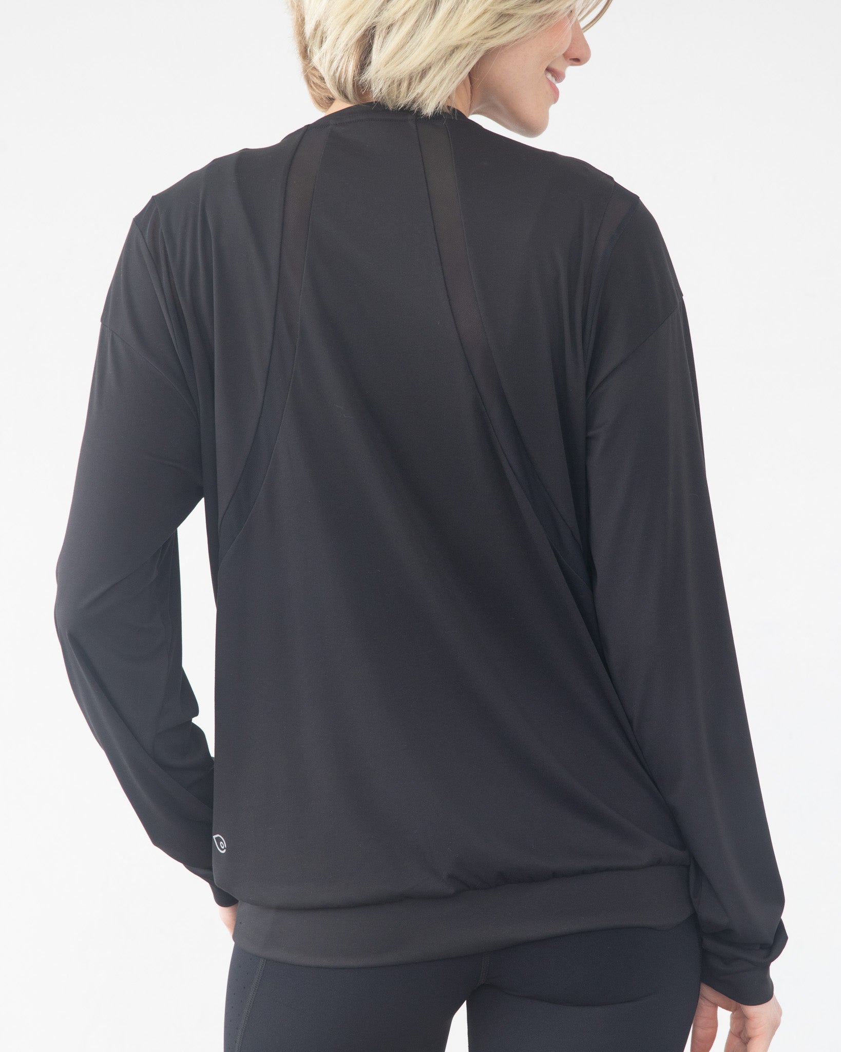ack of Ivy nursing top – drapy postpartum fit

Ivy maternity top back view – breathable and flattering cut