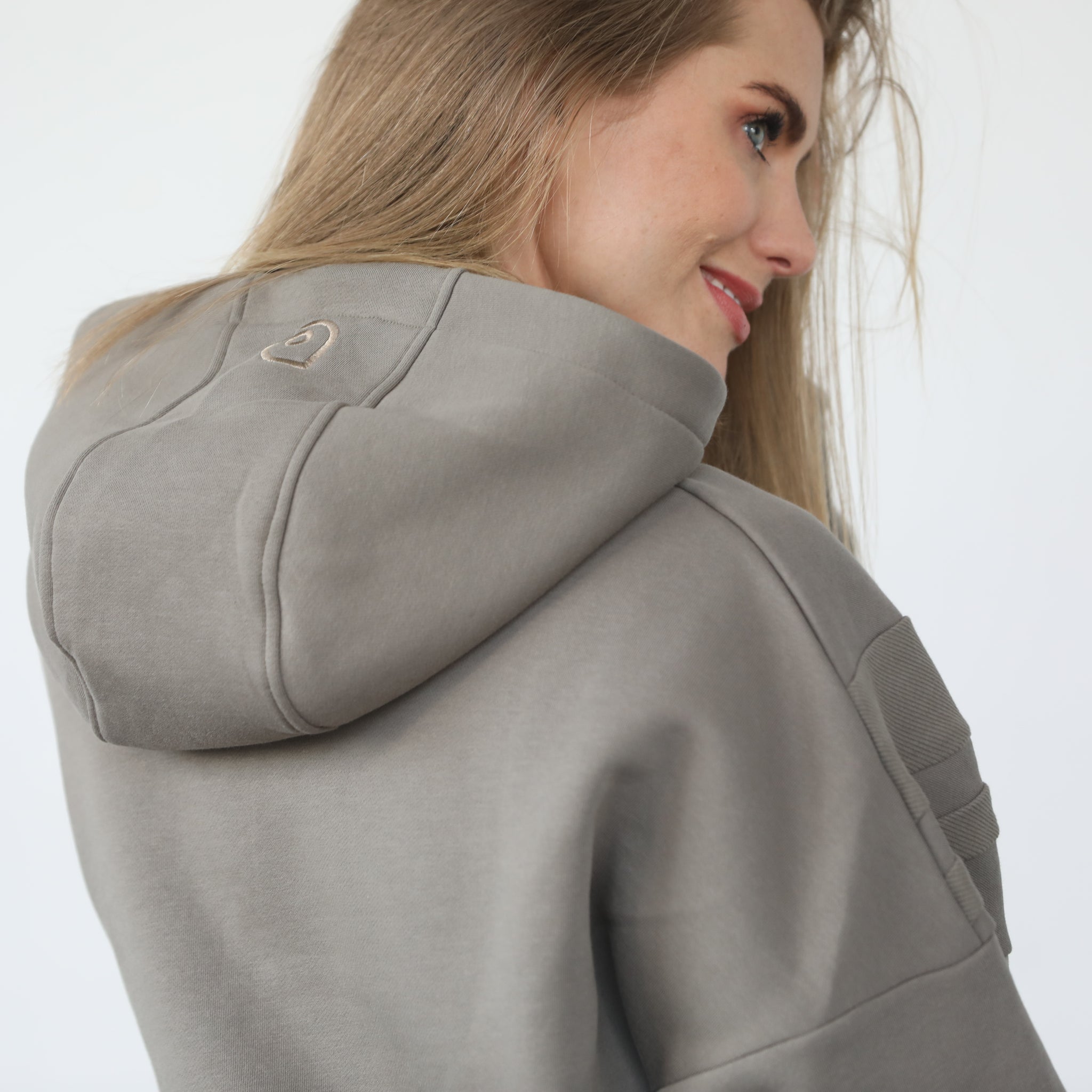 Isabella Ultra Soft Oversized Nursing & Pregnancy Hoodie (Wood Ash 