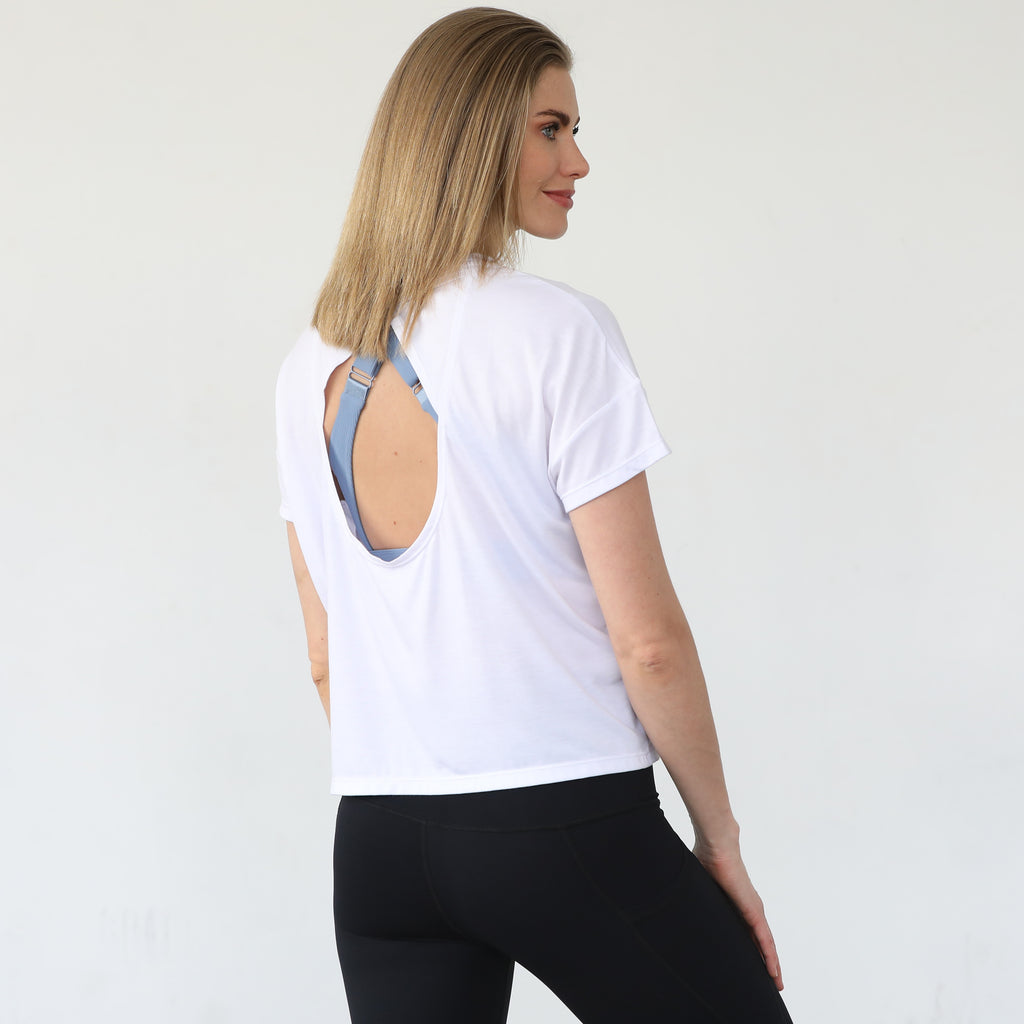 Abigail nursing short sleeve, white, sweat and milkAbigail nursing short sleeve, white, sweat and milk