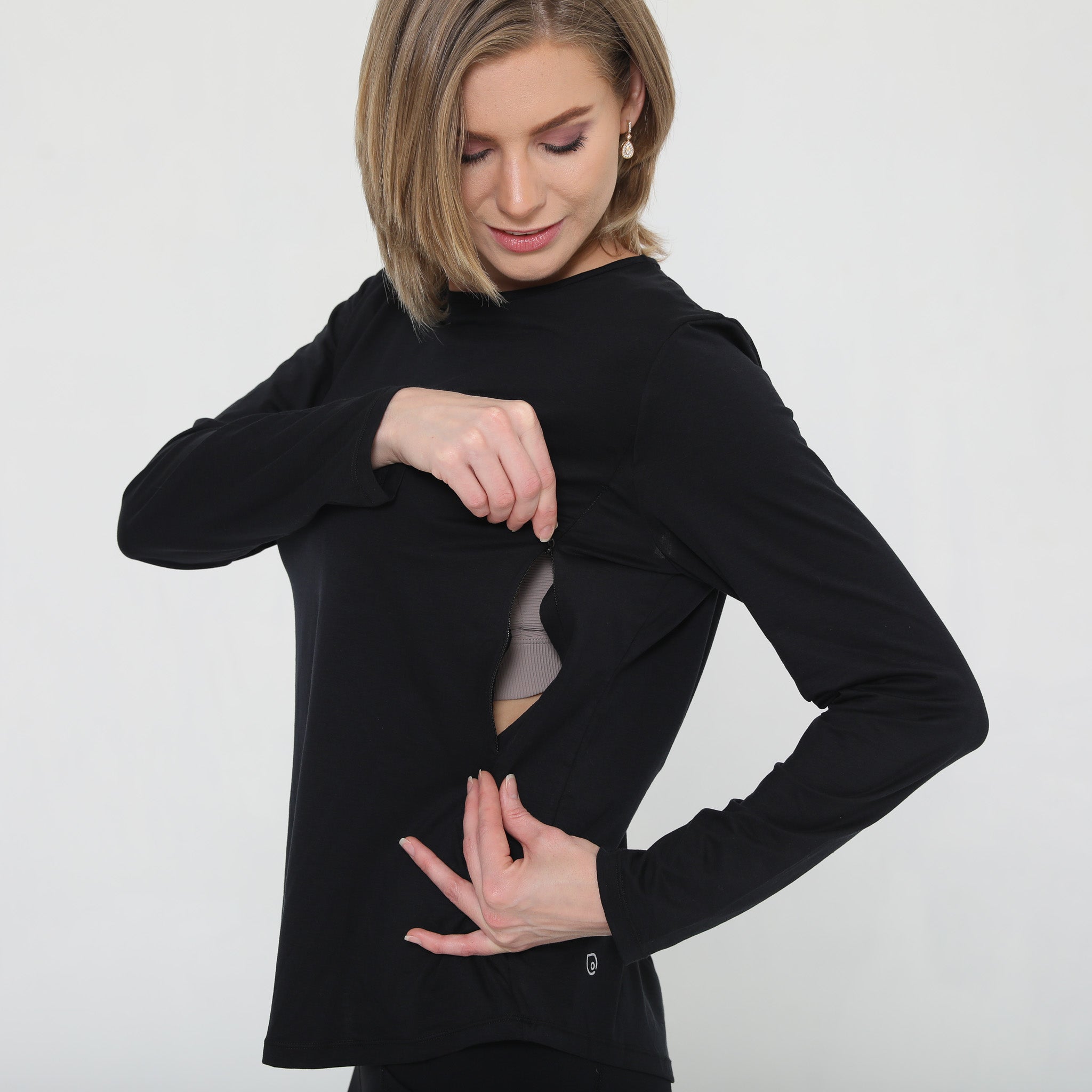stylish nursing top with invisible zippers, open back design, sweat and milk