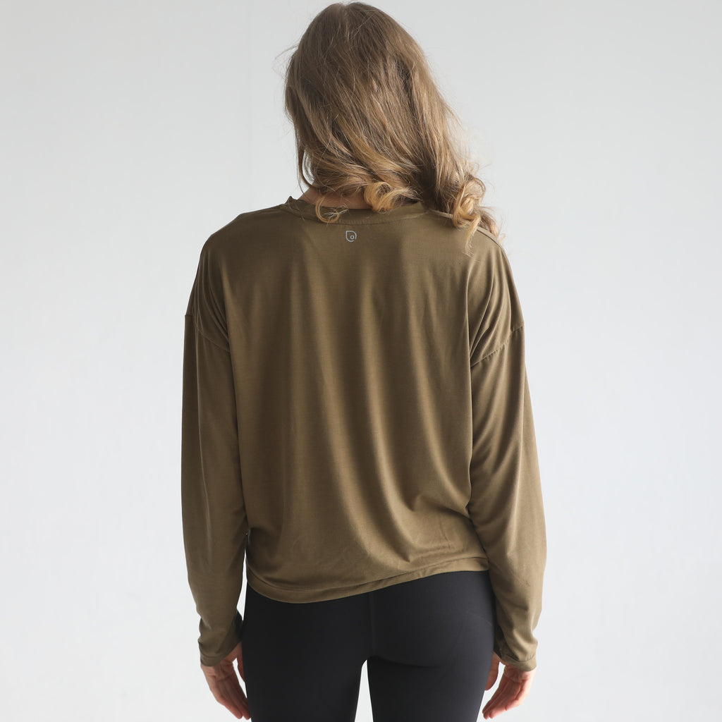 loose fit nursing long sleeve, sweat and milk