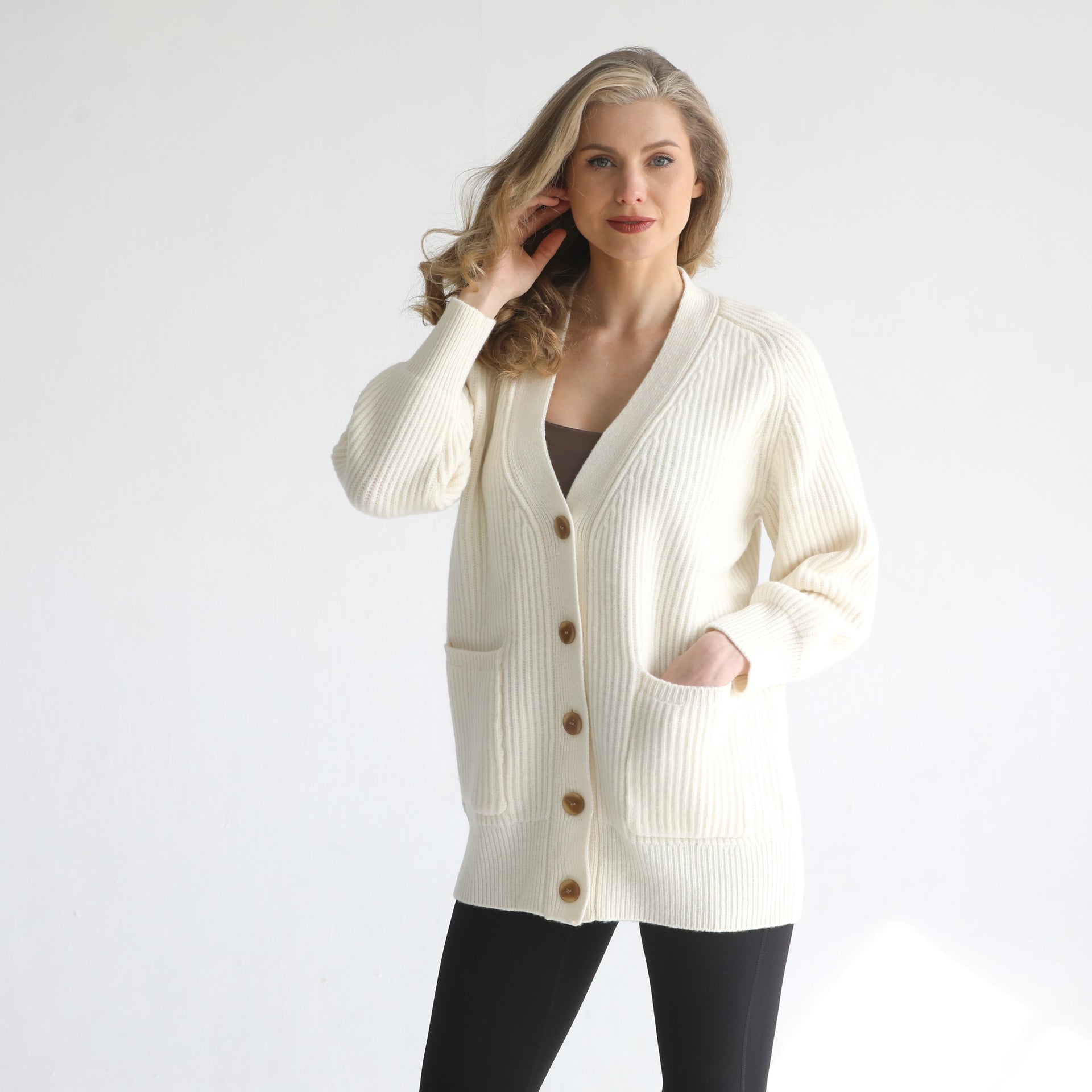 Merino Wool Pocket Oversized Cardigan Blanc S/M - Main Image